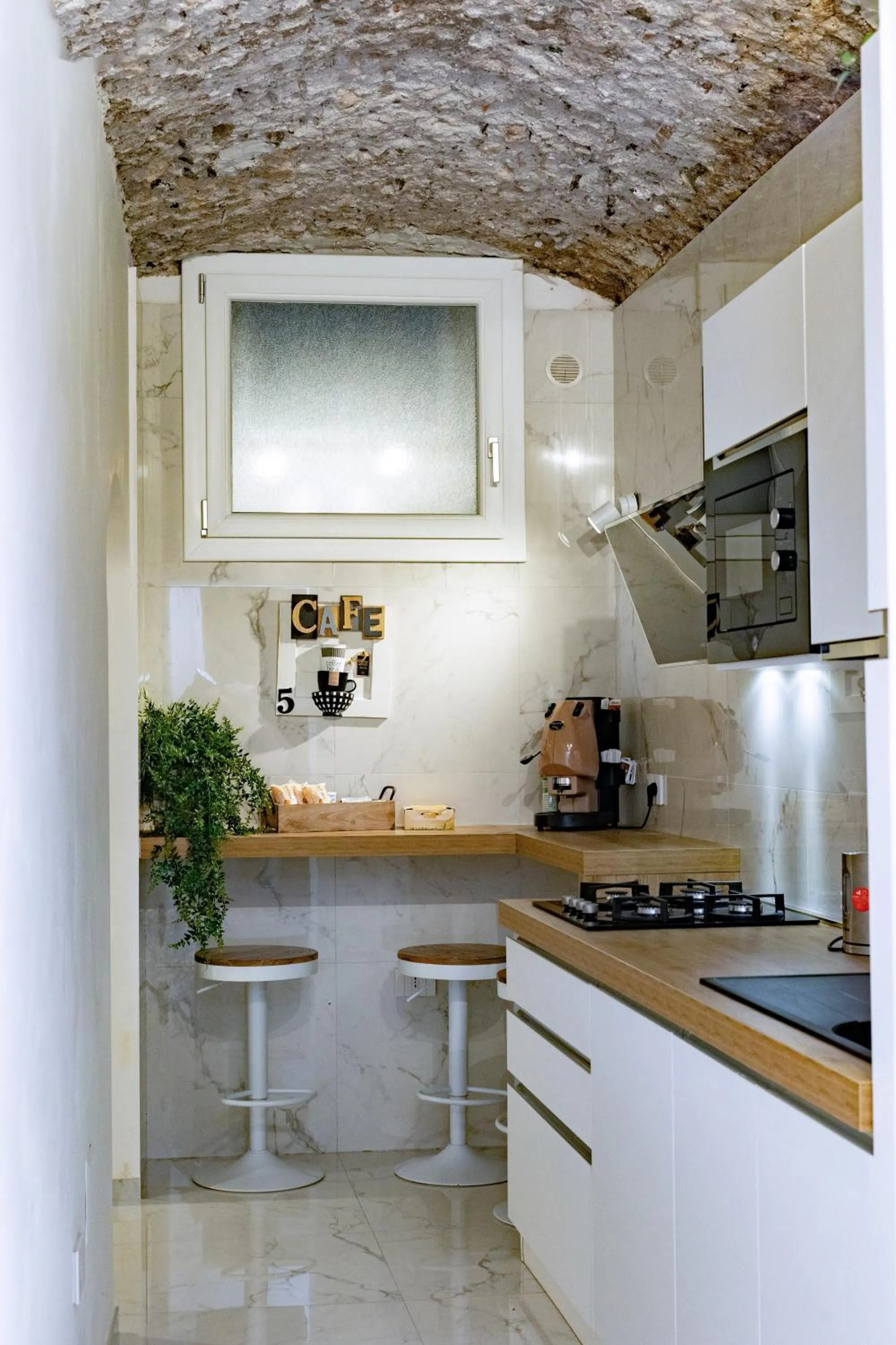 Coffee/tea facilities in extra luxury apartment salerno center