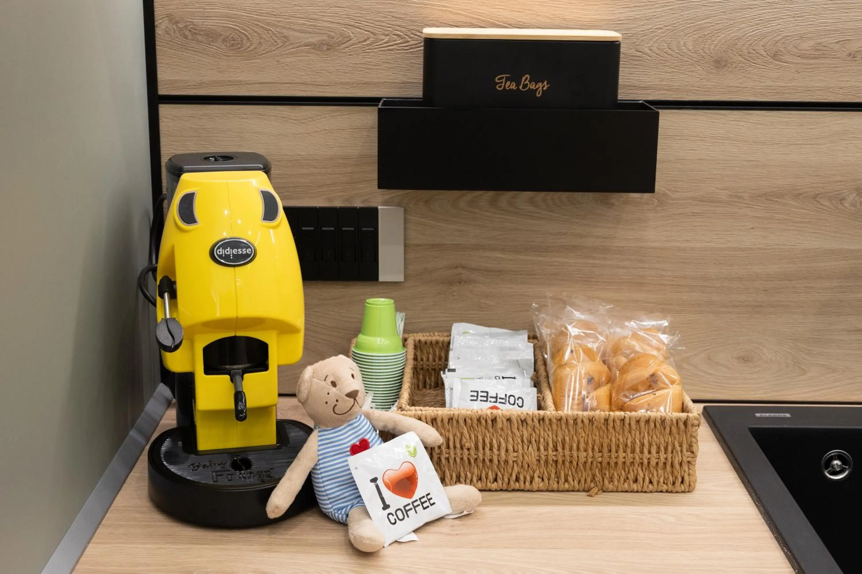 Coffee/tea facilities in extra luxury apartment salerno center