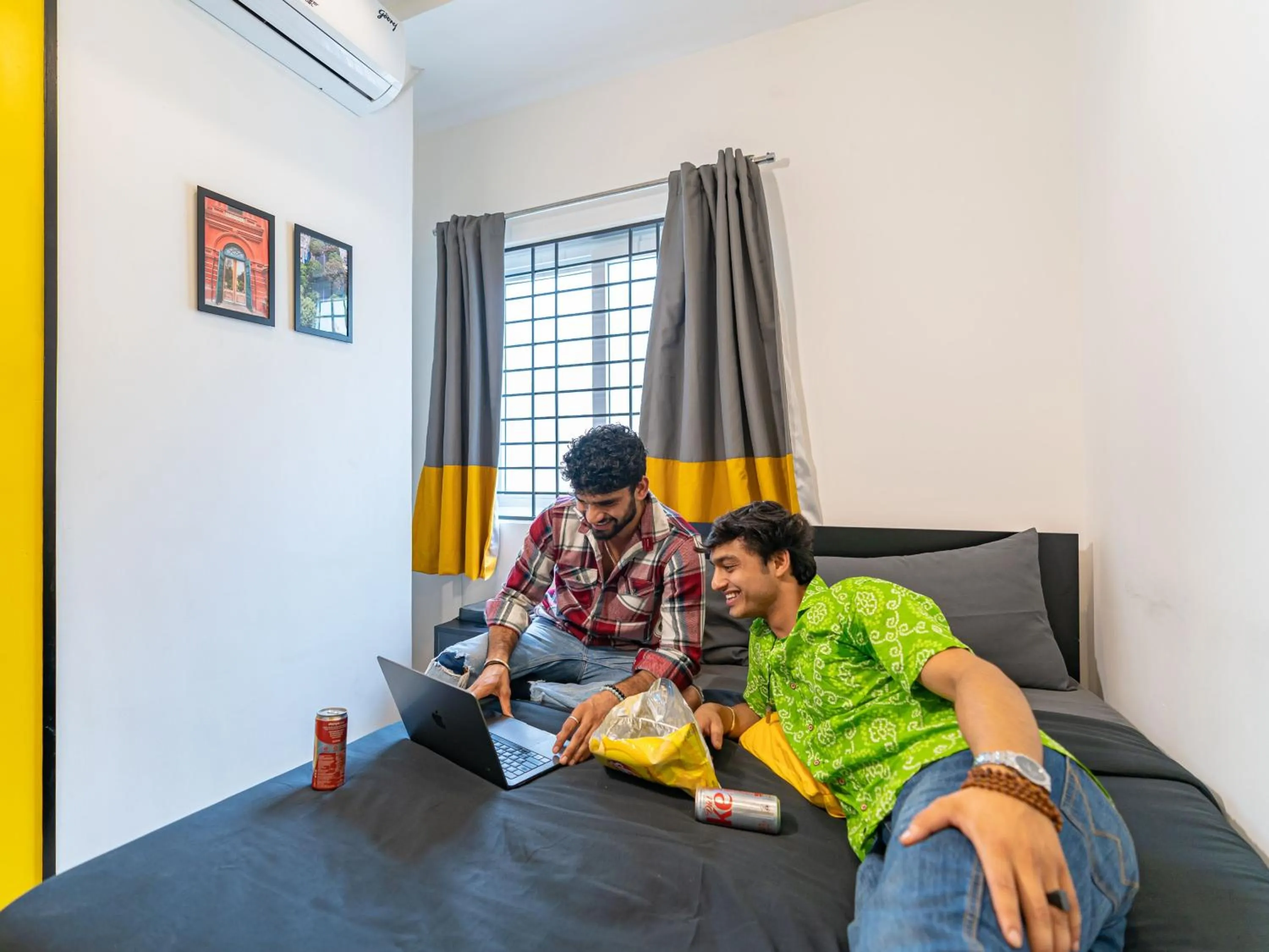 Bed in The Hosteller Bangalore, Koramangala