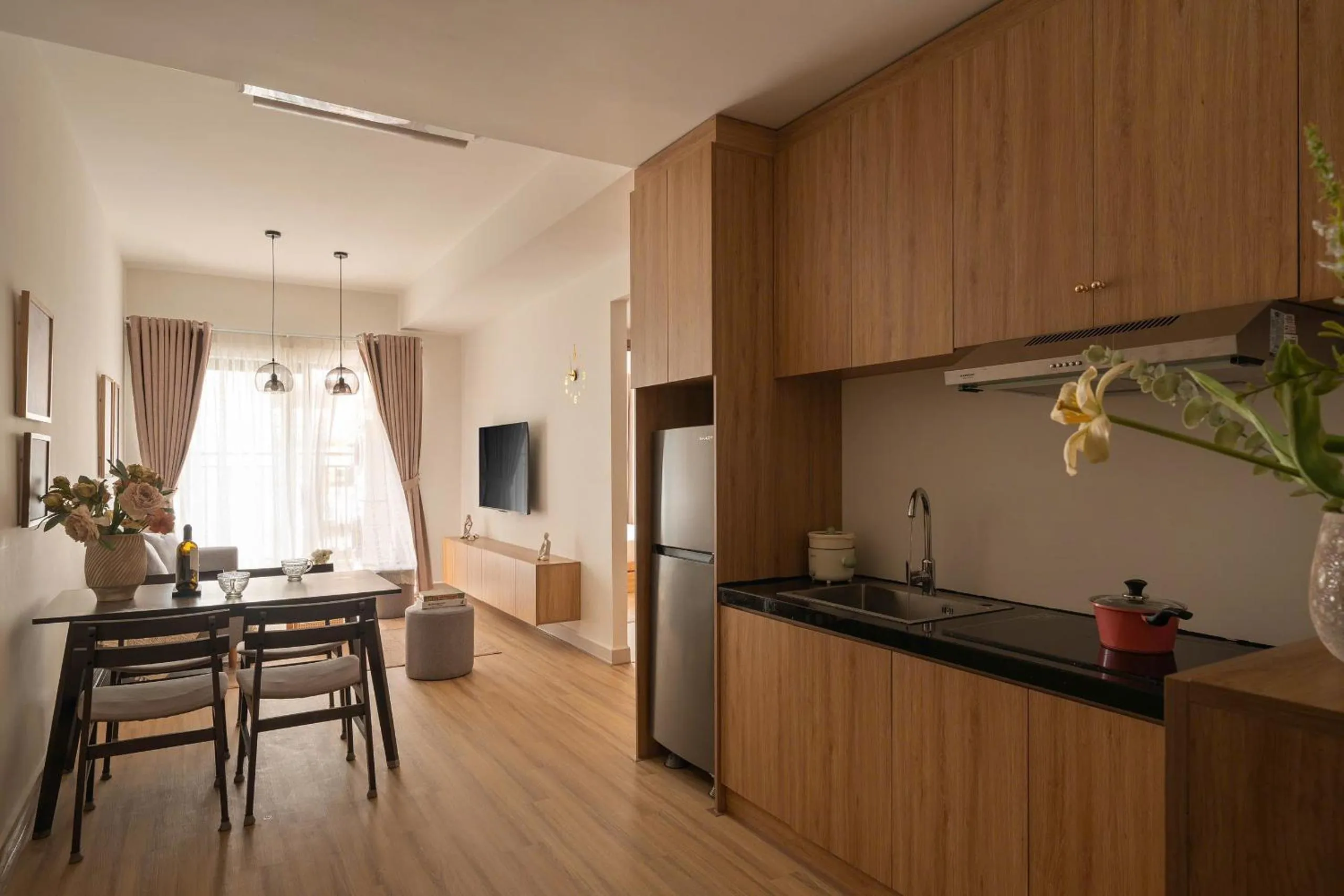 TV and multimedia in Otis Soho Saigon Balcony Apartment