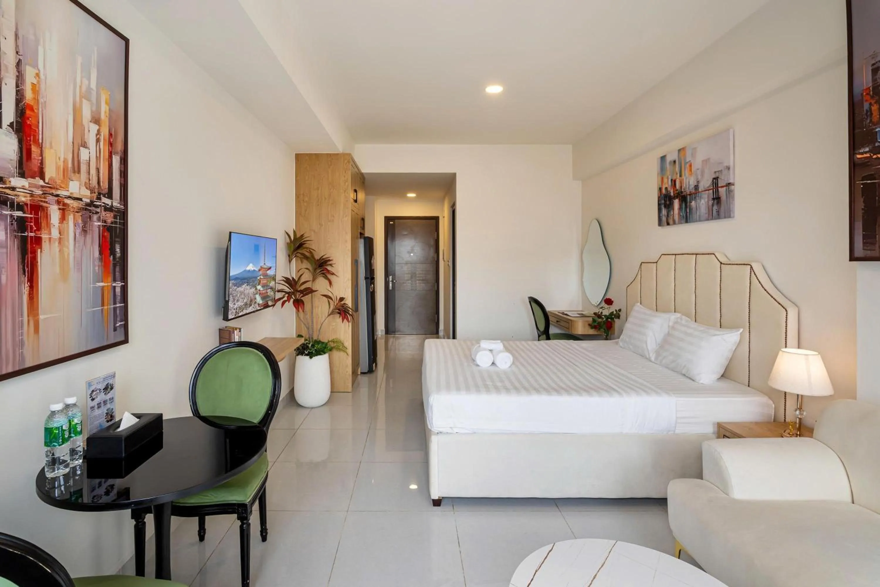 Bed in Otis Soho Saigon Balcony Apartment