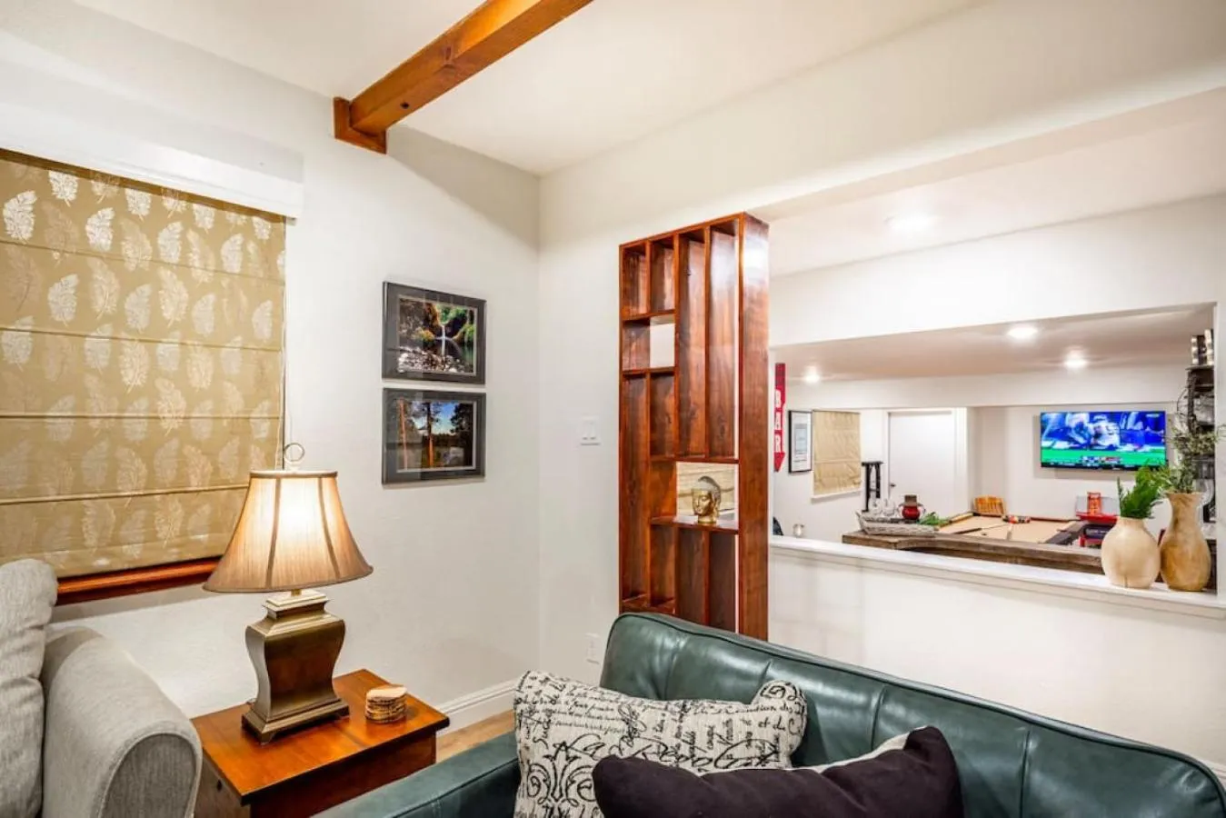 Red Rock Falls Cabin, 8 miles from Yosemite South Gate, with trailhead, Game Room and HotTub