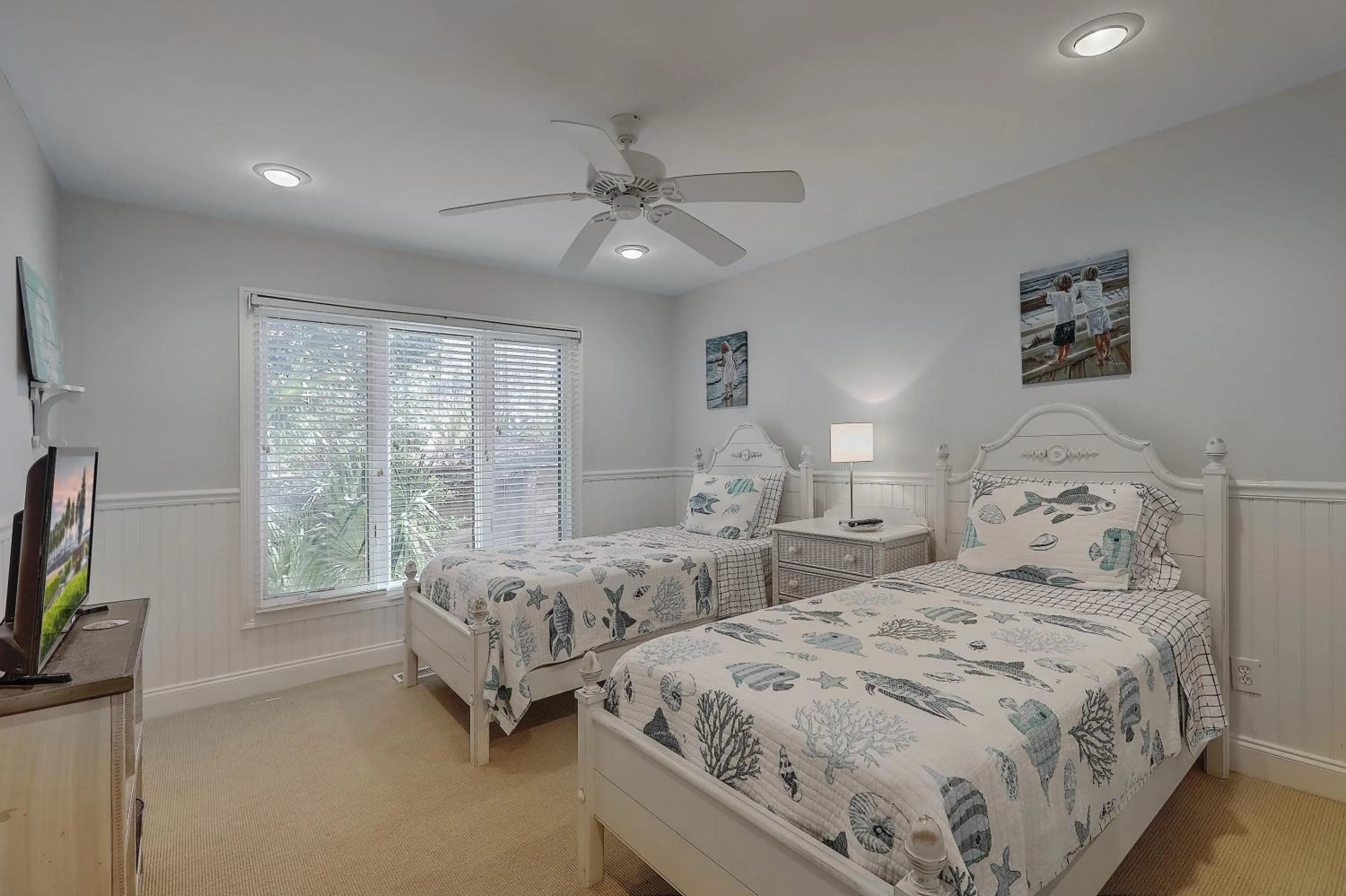Bedroom, Bed in Fairway Dunes 27 - Screened Porch Golf Course View!