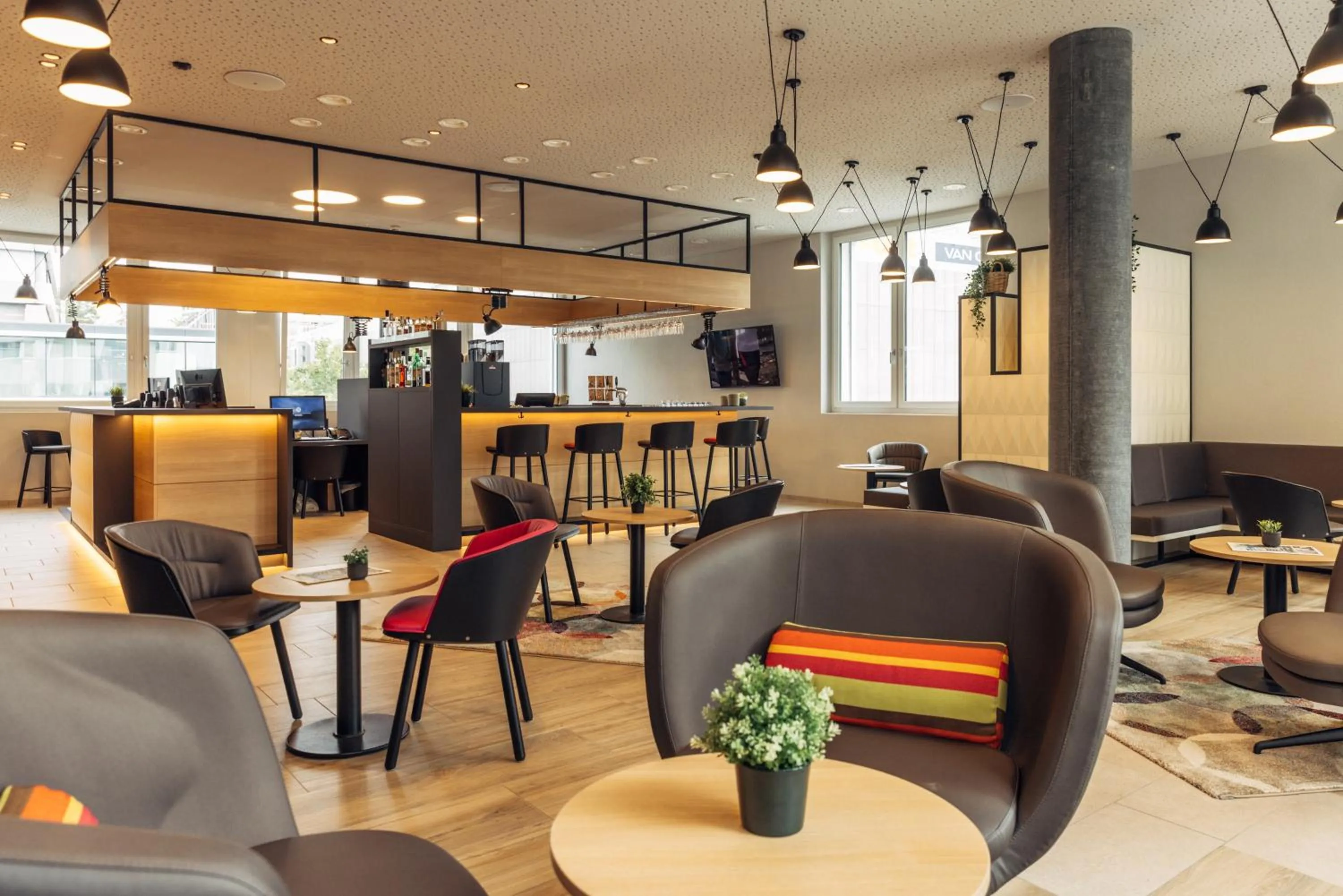 Lobby or reception in harry's home Zürich-Limmattal