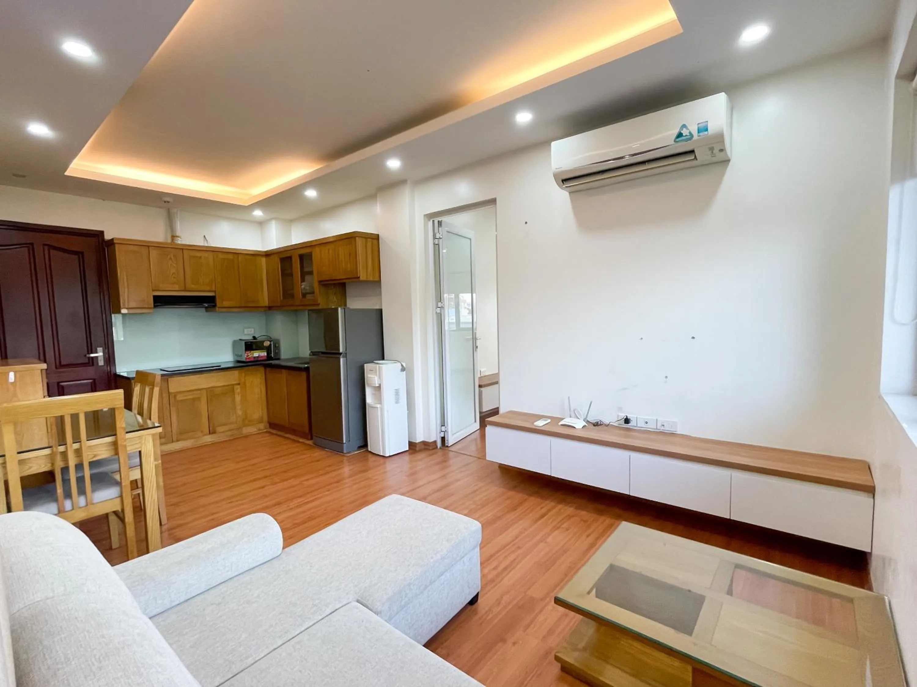 NINE HOUSING 92 Dao Tan