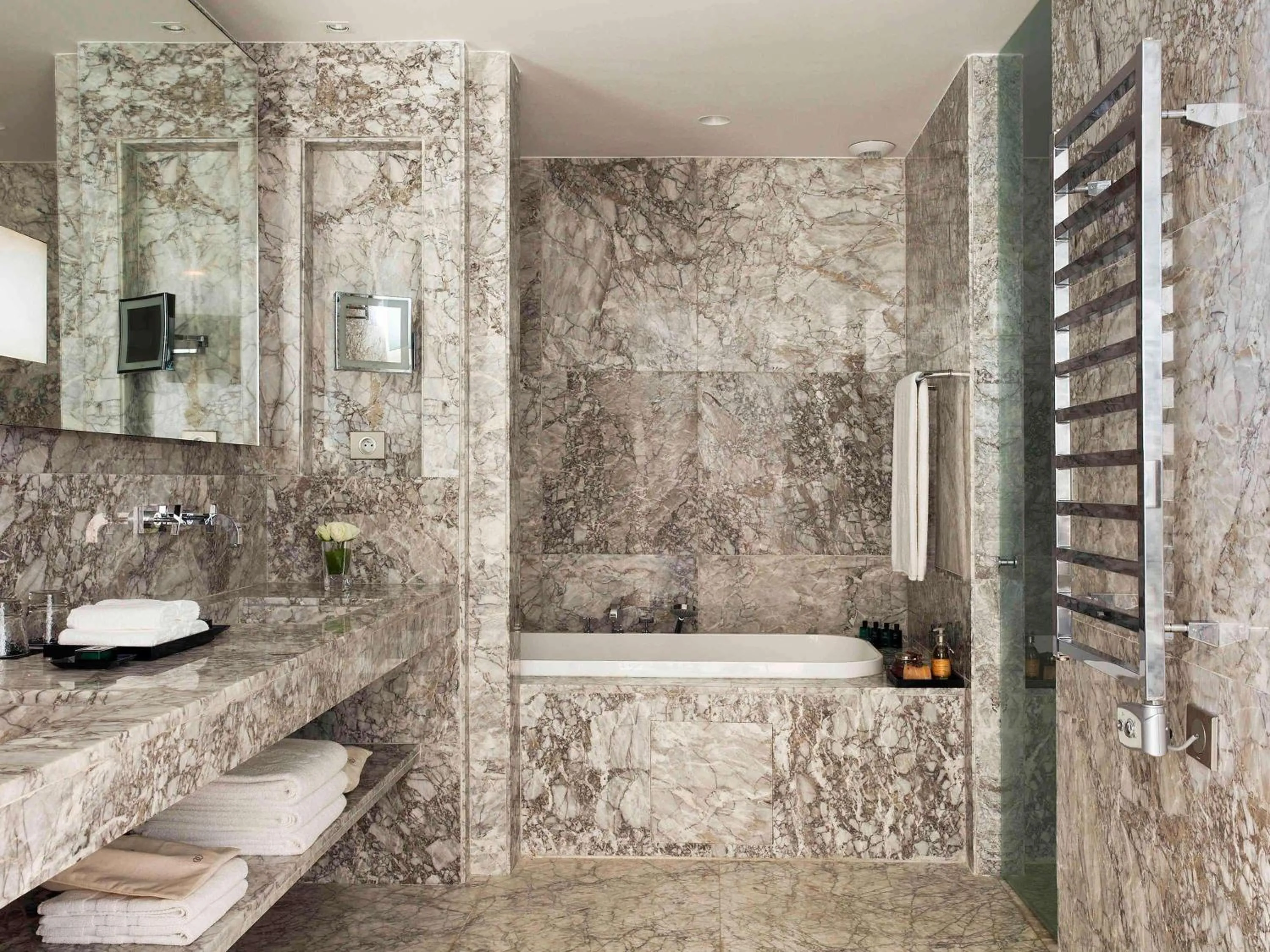 Photo of the whole room in Sofitel Rabat Jardin Des Roses