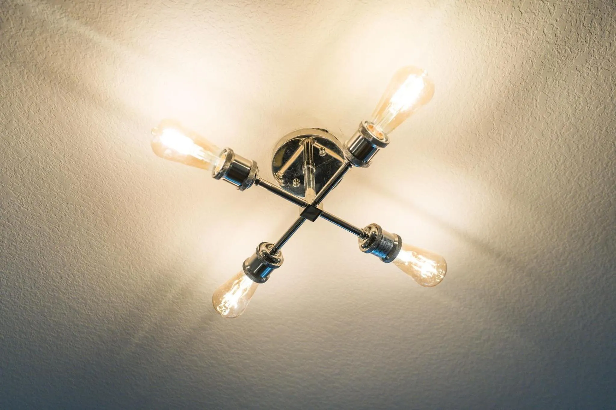 Decorative detail in Charming 1-BD Retreat Tranquil Zionsville