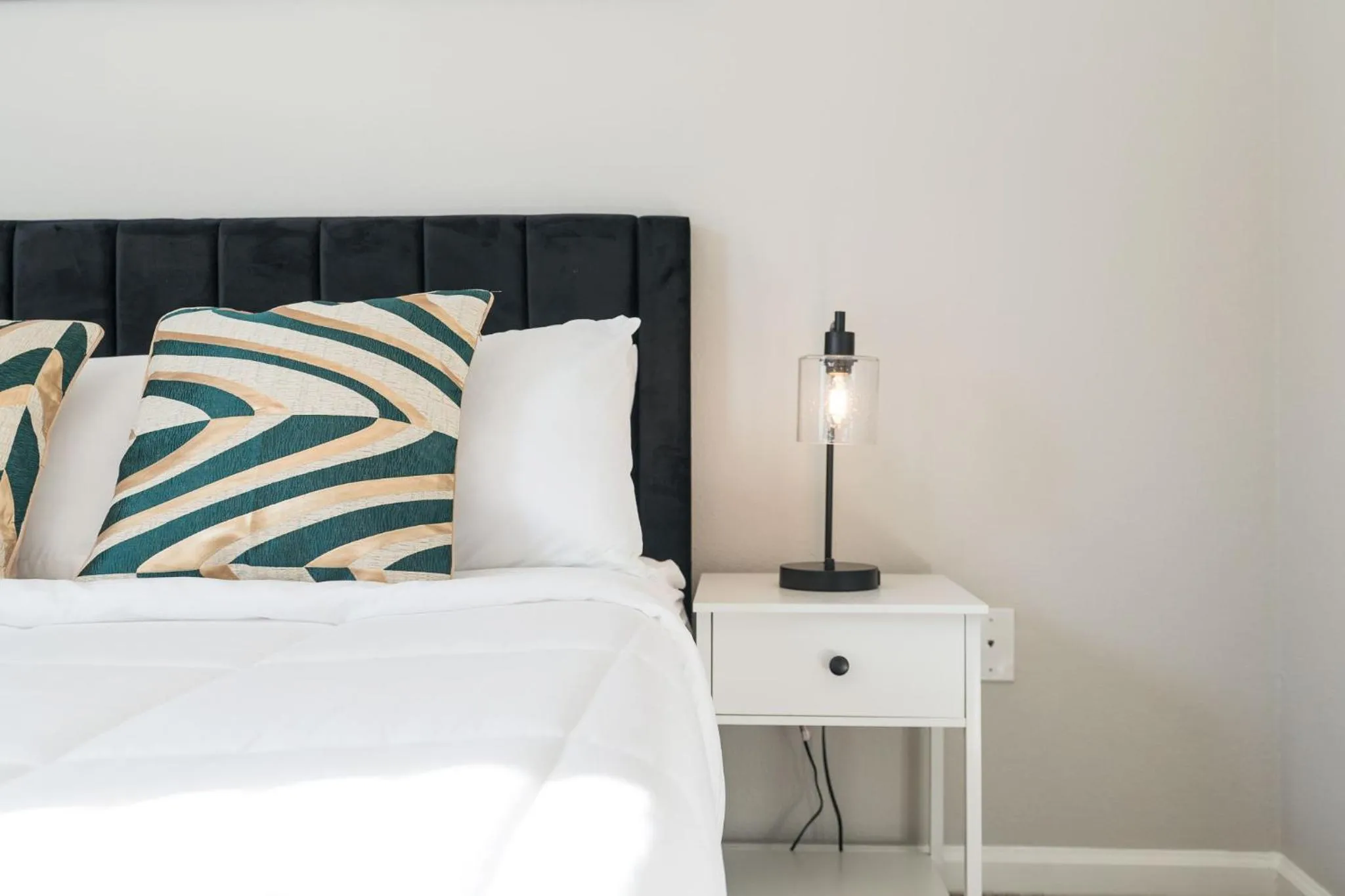 Bed in Charming 1-BD Retreat Tranquil Zionsville