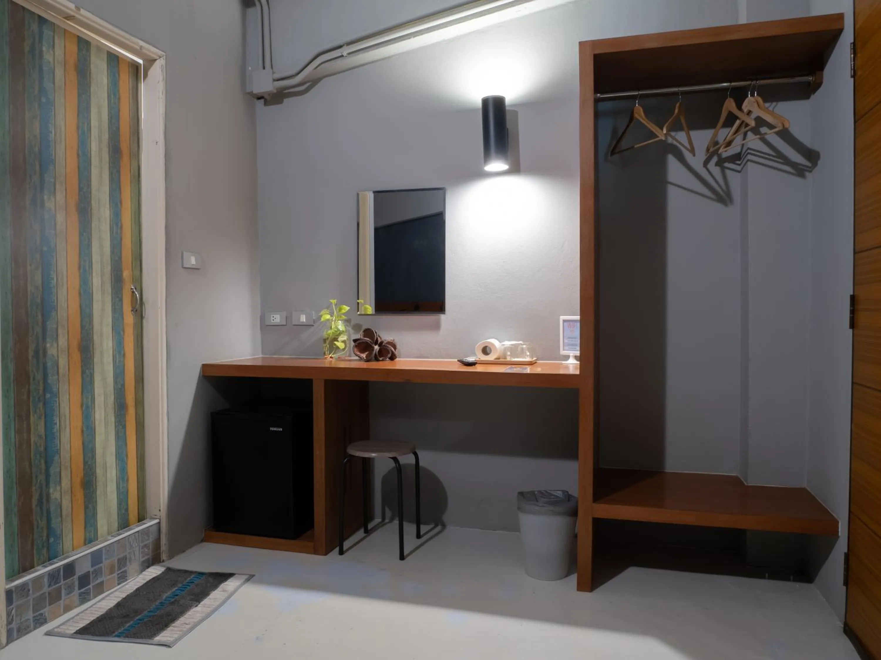 wardrobe in Leisure Hostel