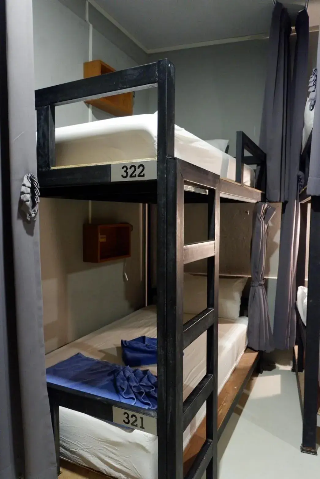 Bed in 4-Bed Mixed Dormitory Room in Leisure Hostel Bed in 4-Bed Mixed Dormitory Room in Leisure Hostel