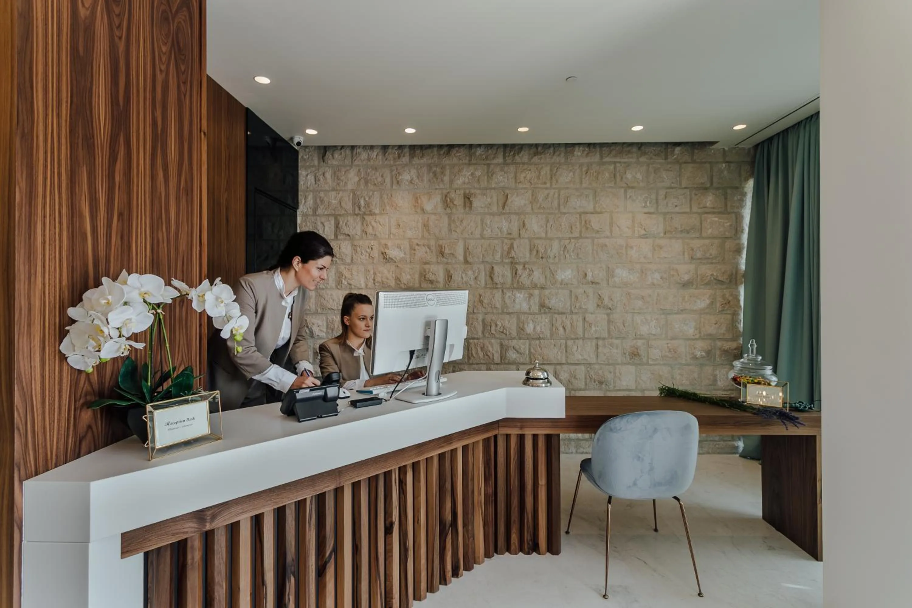 Staff in Boutique Hotel & Spa Casa del Mare - Mediterraneo