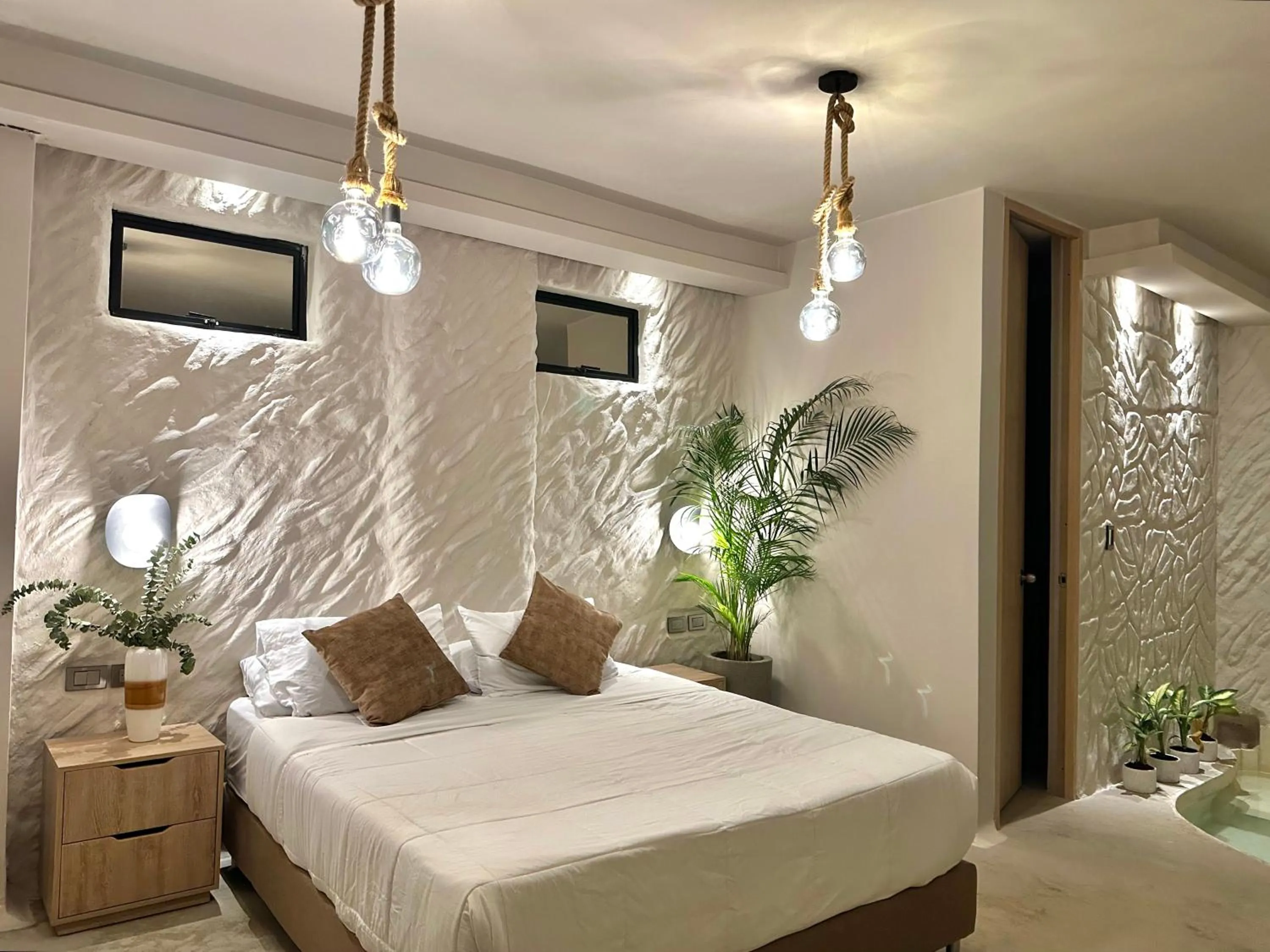 Bedroom, Bed in HOTEL BALI AT POBLADO