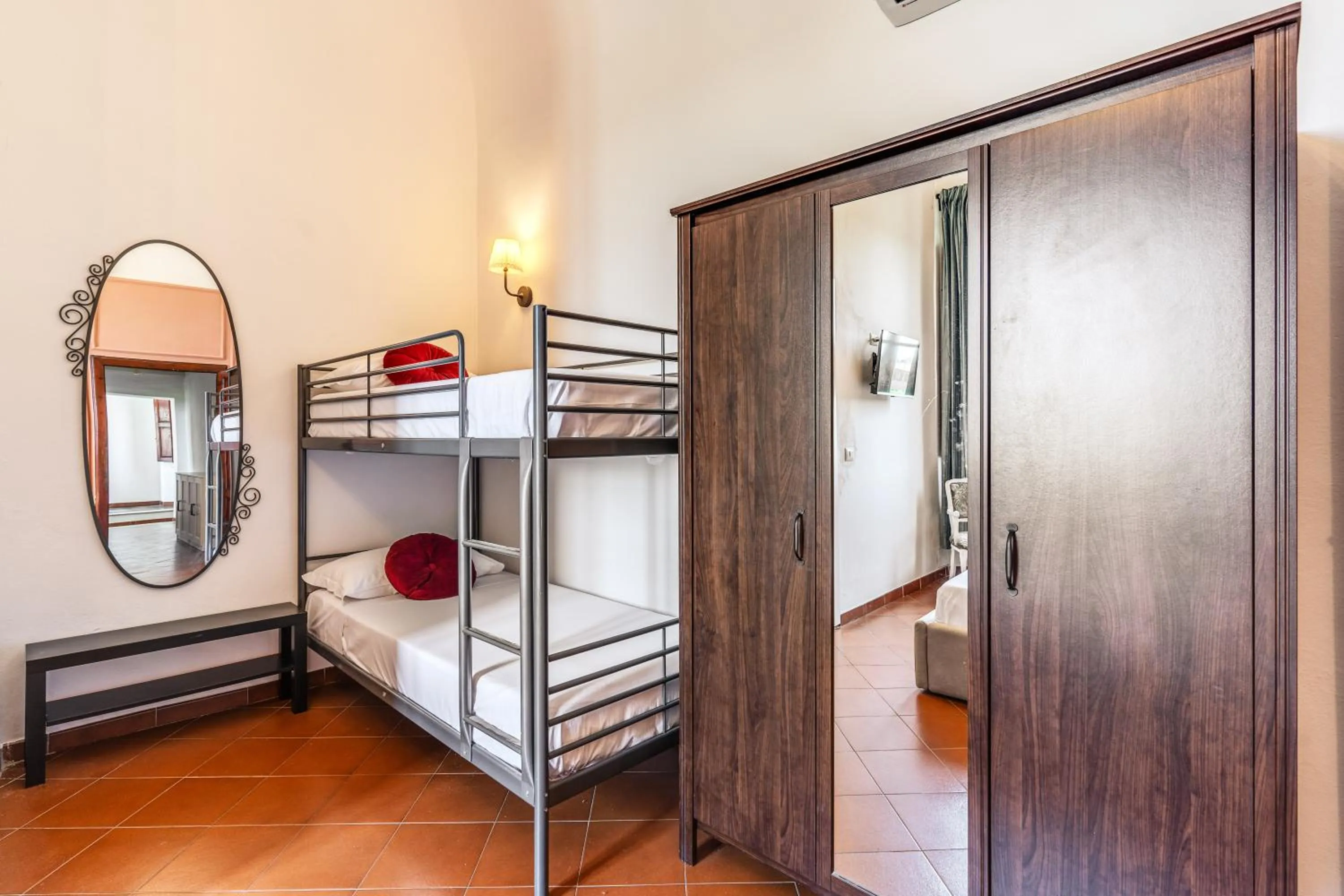 Bedroom, Bed in AwesHomeitaly - Villa Tower