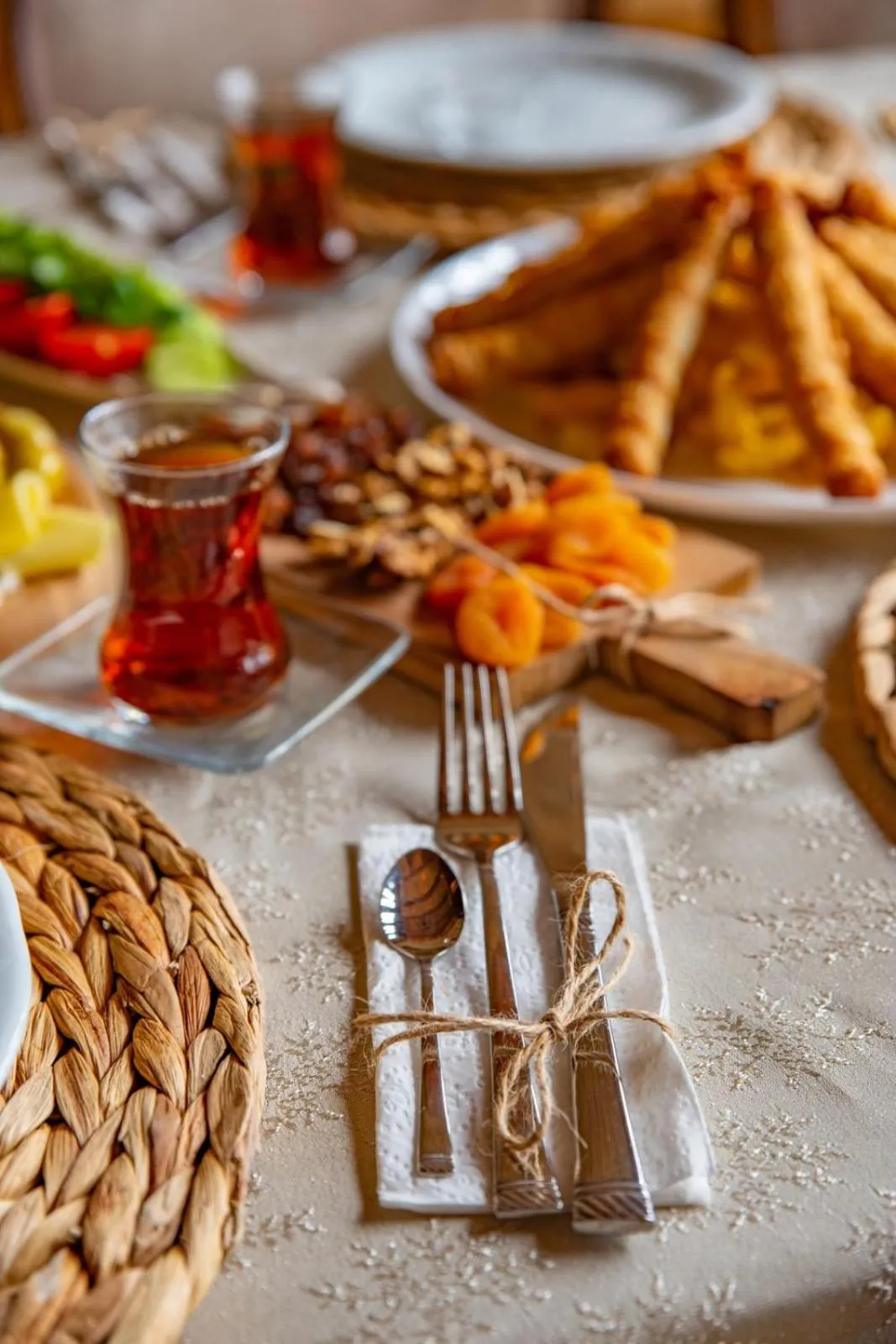 Restaurant/places to eat in Meymune Valide Konağı