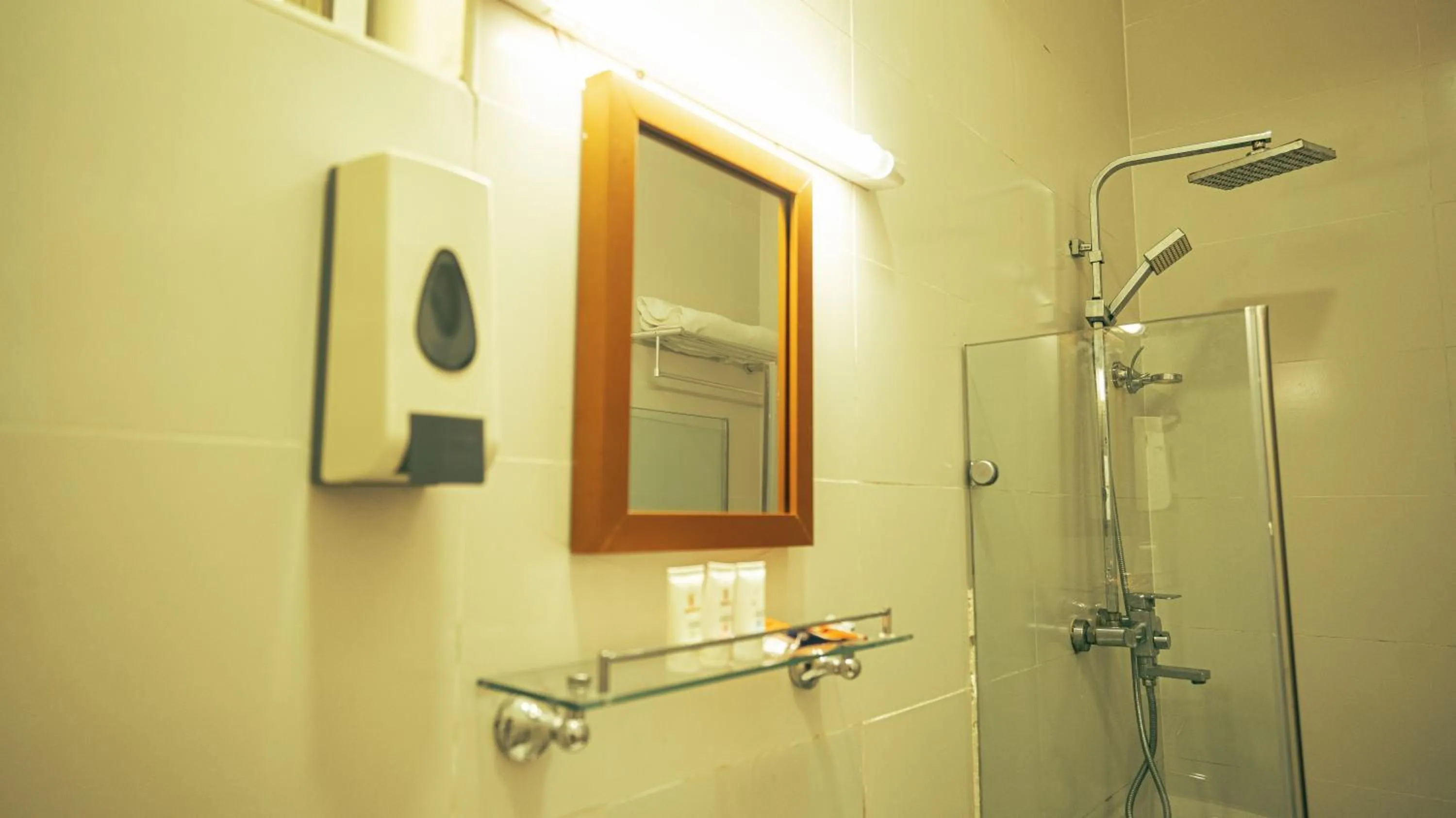 Providha Hotel & Suites