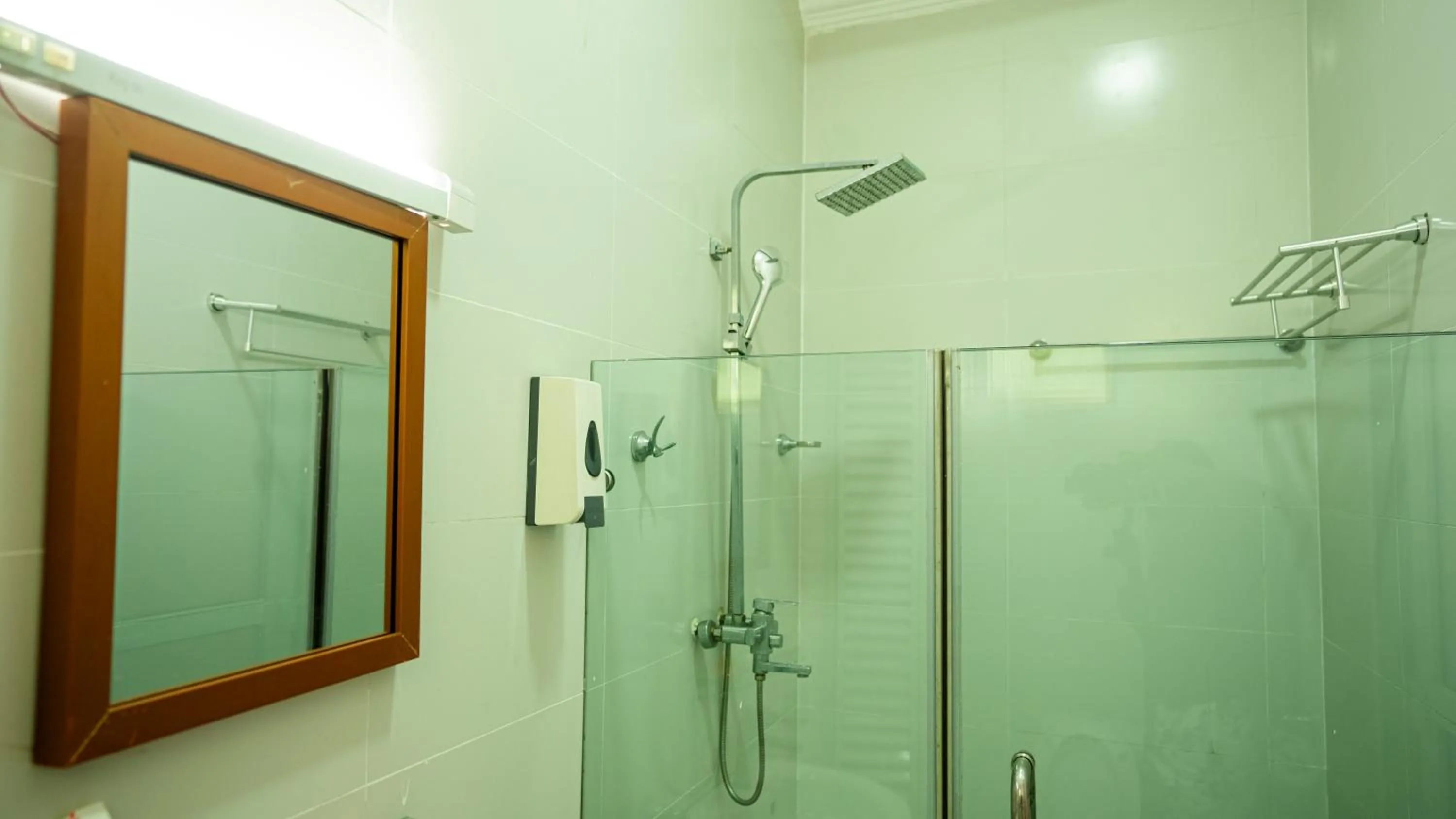 Providha Hotel & Suites