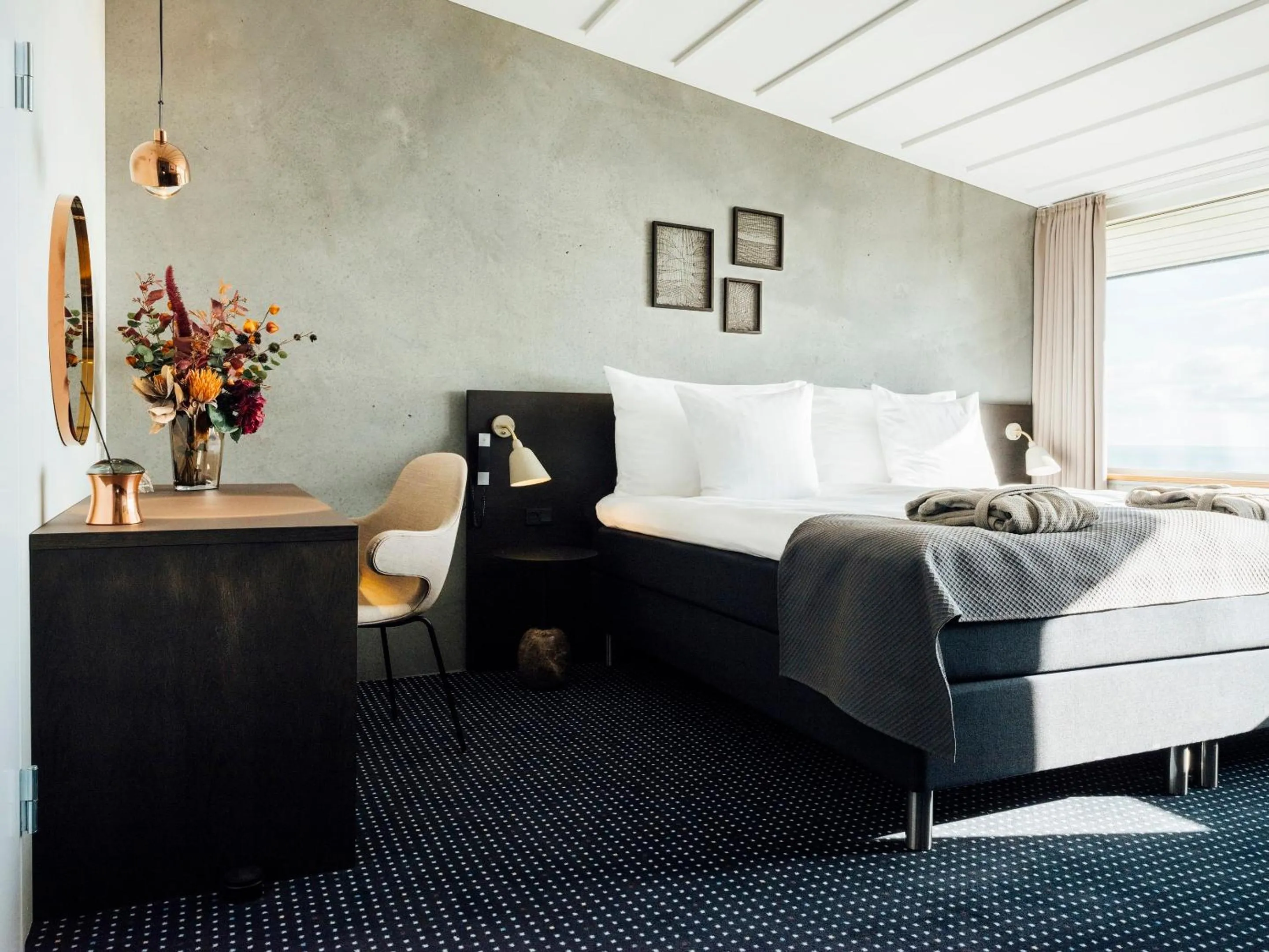 Photo of the whole room, Bed in Hotel Føroyar