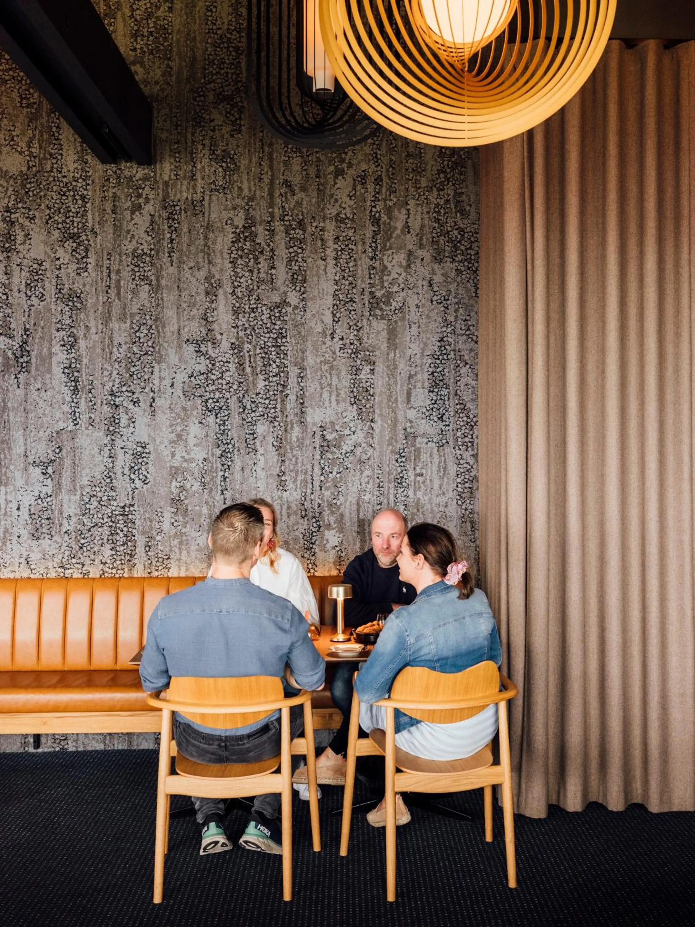 Restaurant/places to eat in Hotel Føroyar