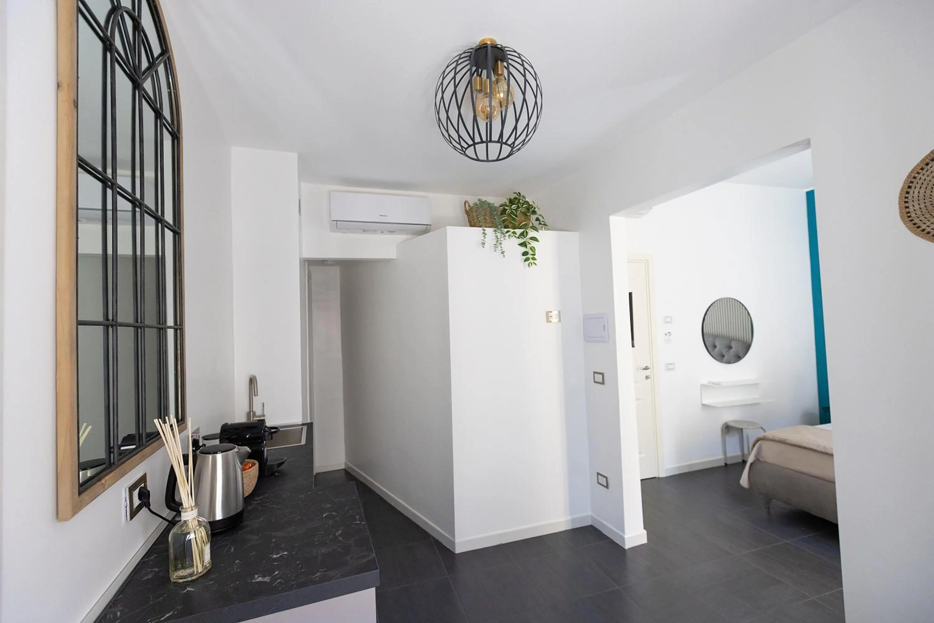 Photo of the whole room in Lena Suite Bari Vecchia