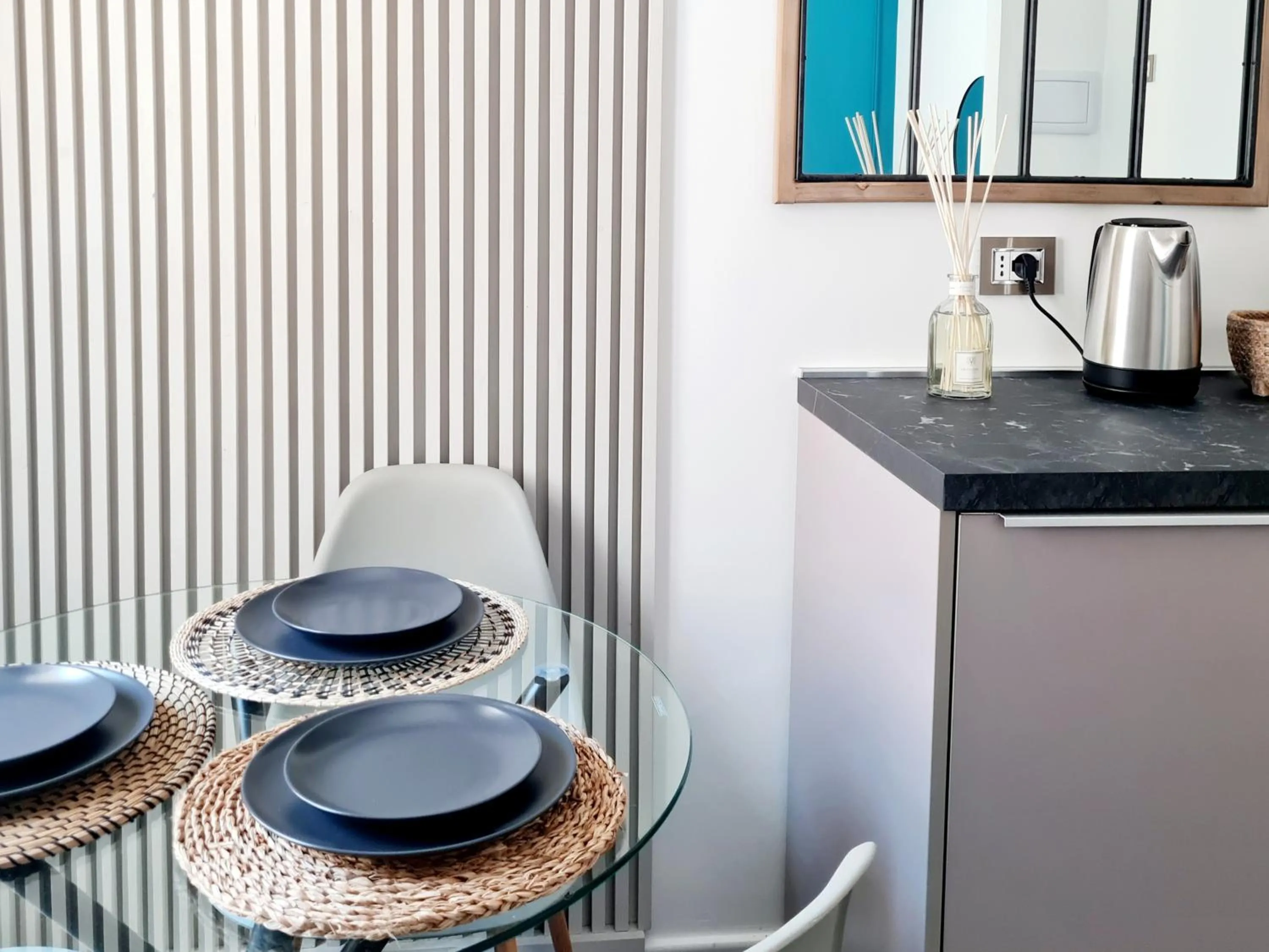 Coffee/tea facilities in Lena Suite Bari Vecchia