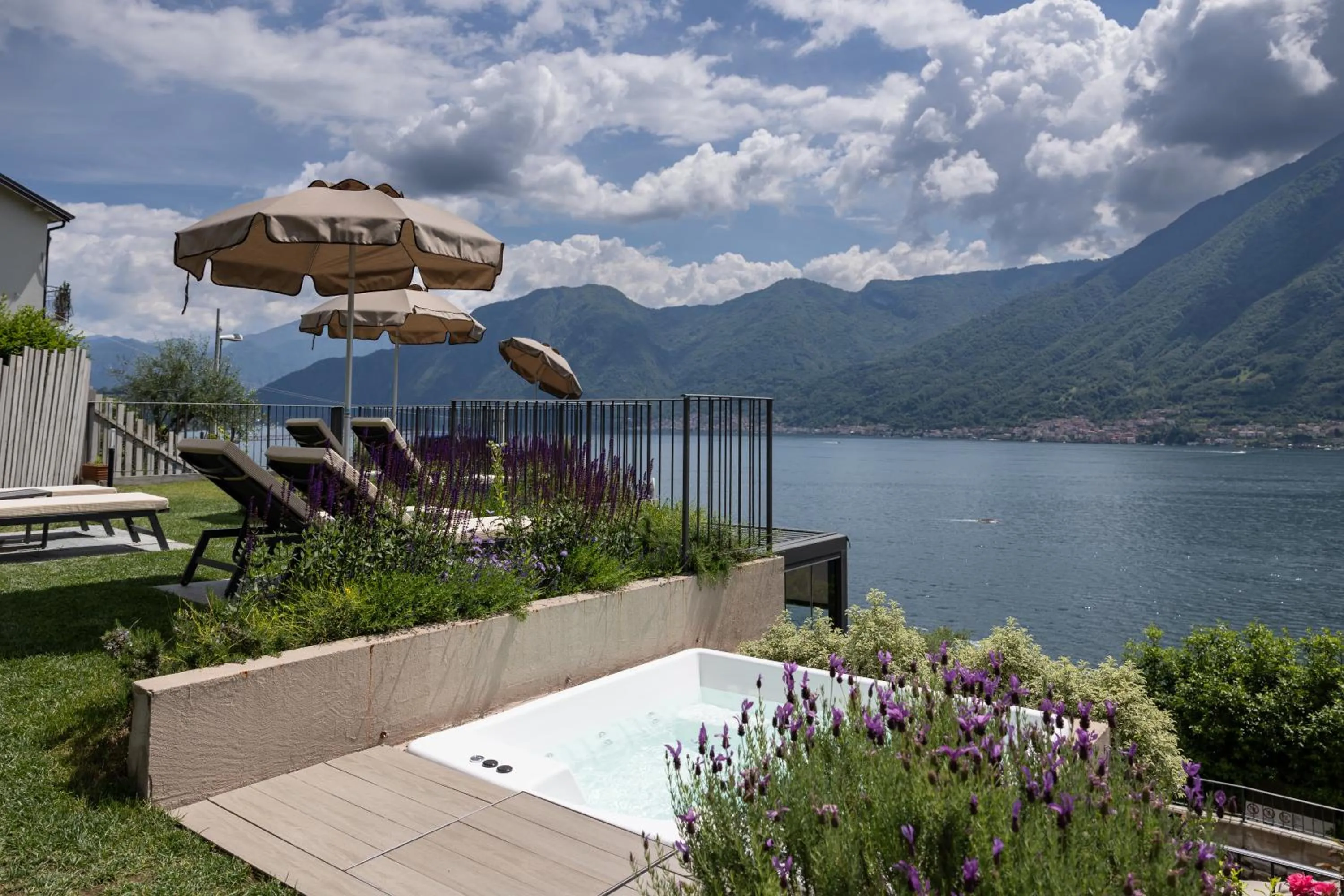 Hot Tub in Villa Clementina Boutique Hotel