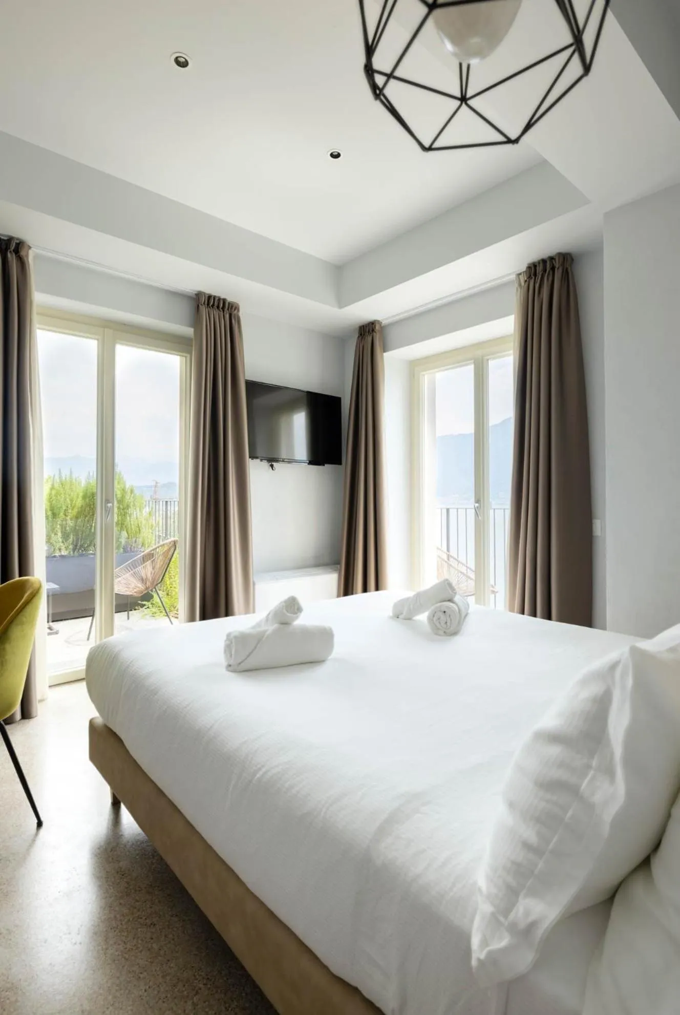 Bed in Villa Clementina Boutique Hotel