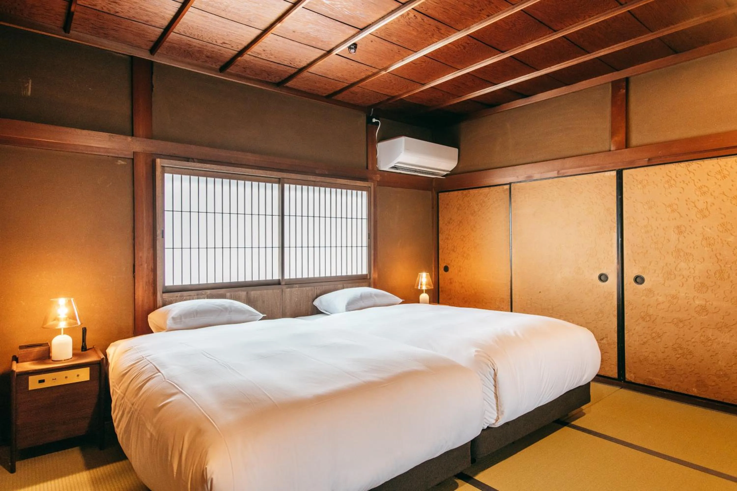 Bedroom, Bed in RITA Gosemachi