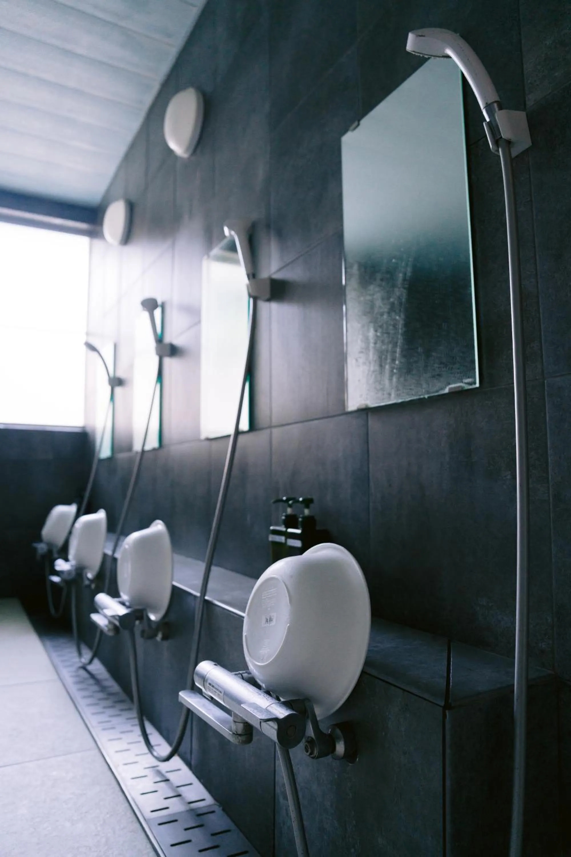 Public Bath in Hotel Kailani