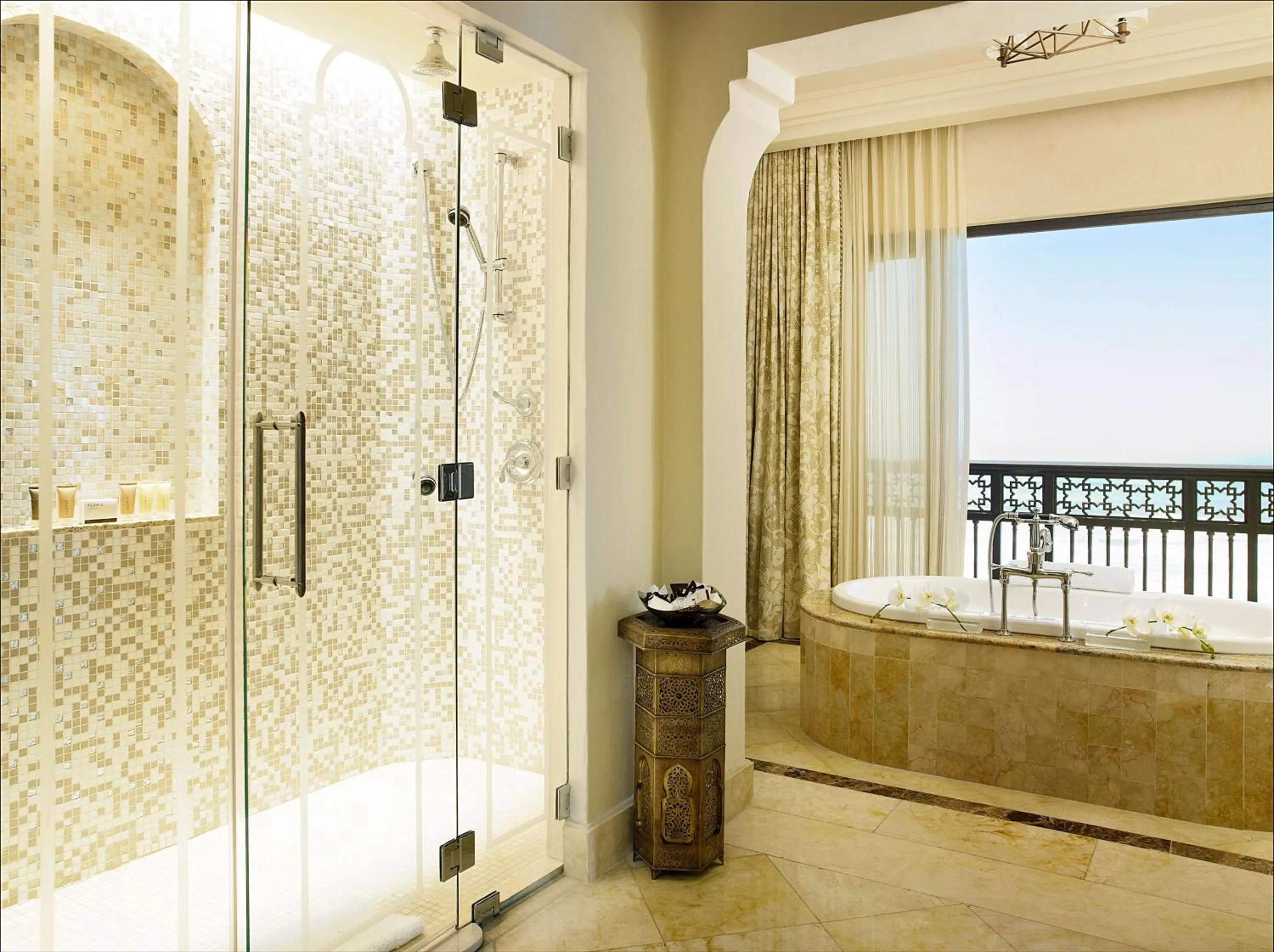 Bathroom, Bed in Mazagan Beach & Golf Resort