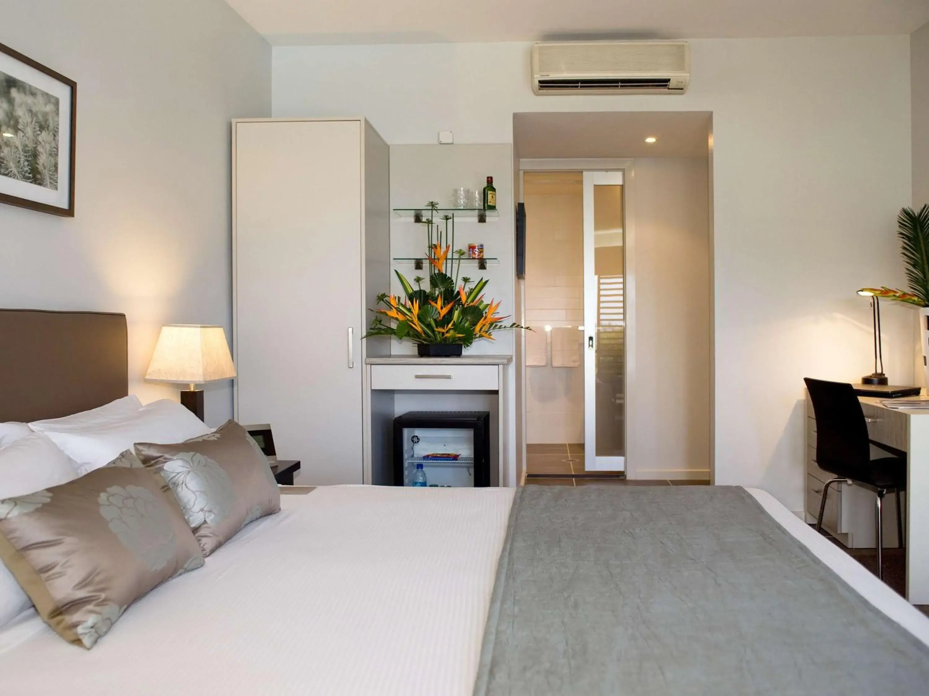 Standard King Room in Novotel Suva Lami Bay Standard King Room in Novotel Suva Lami Bay