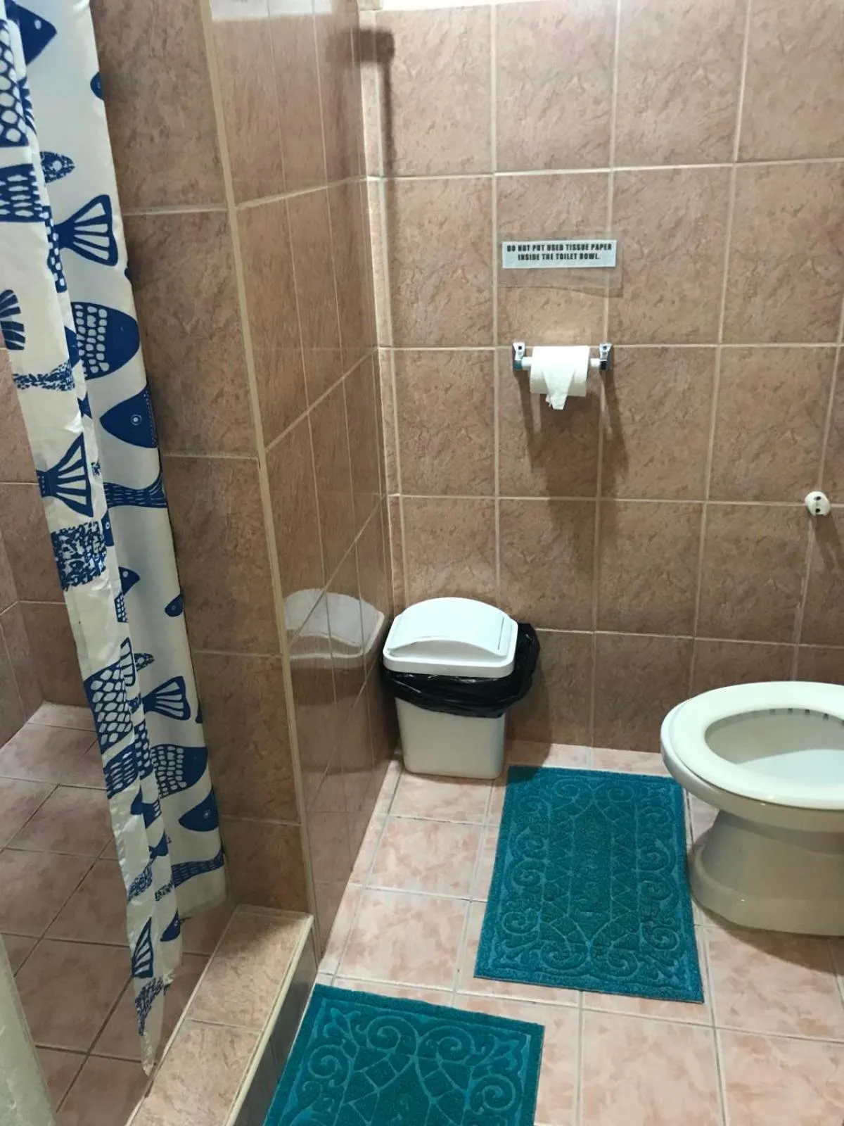 Bathroom in Gerty's Tourist Inn powered by Cocotel