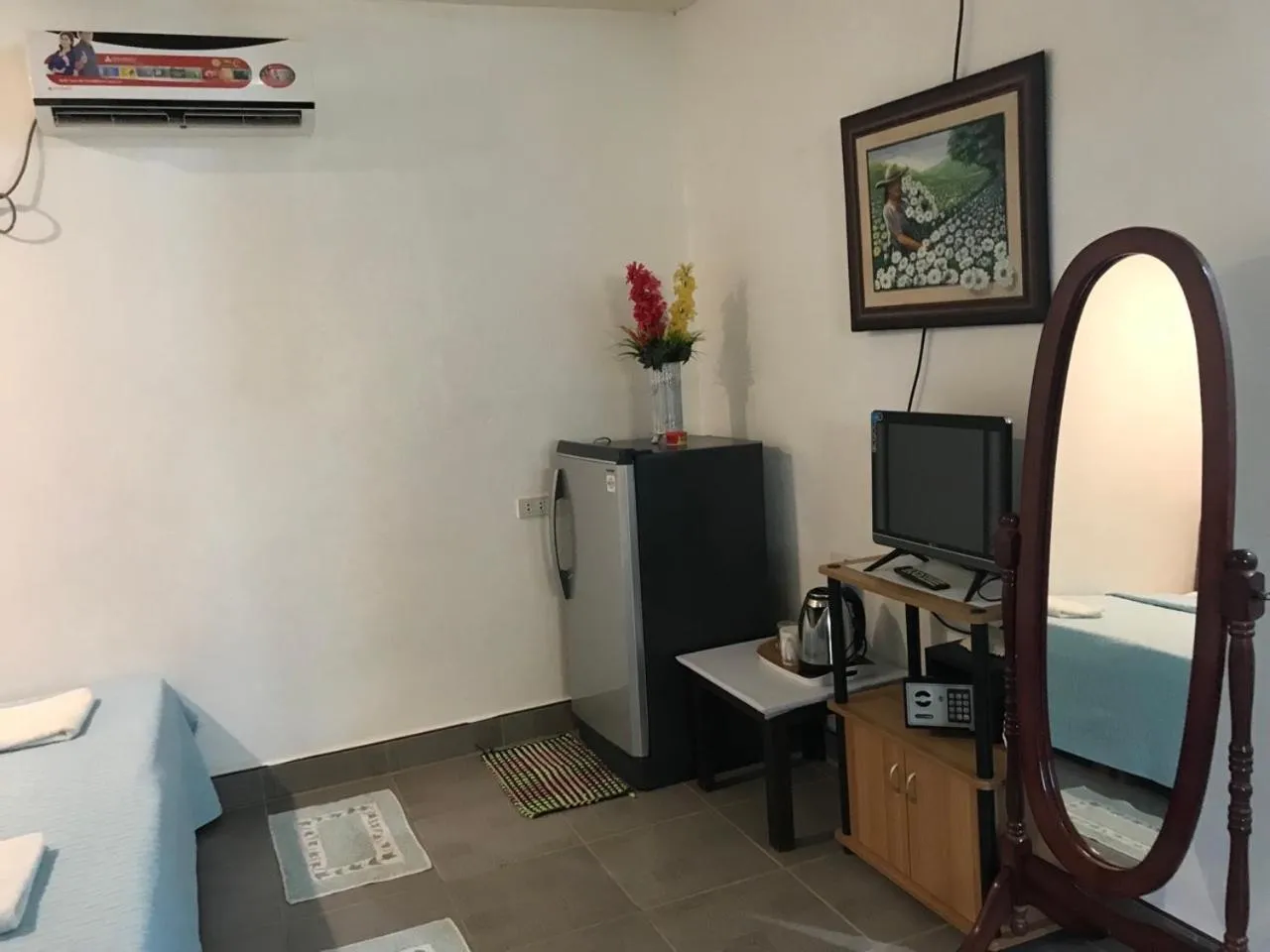 hair dresser in Gerty's Tourist Inn powered by Cocotel