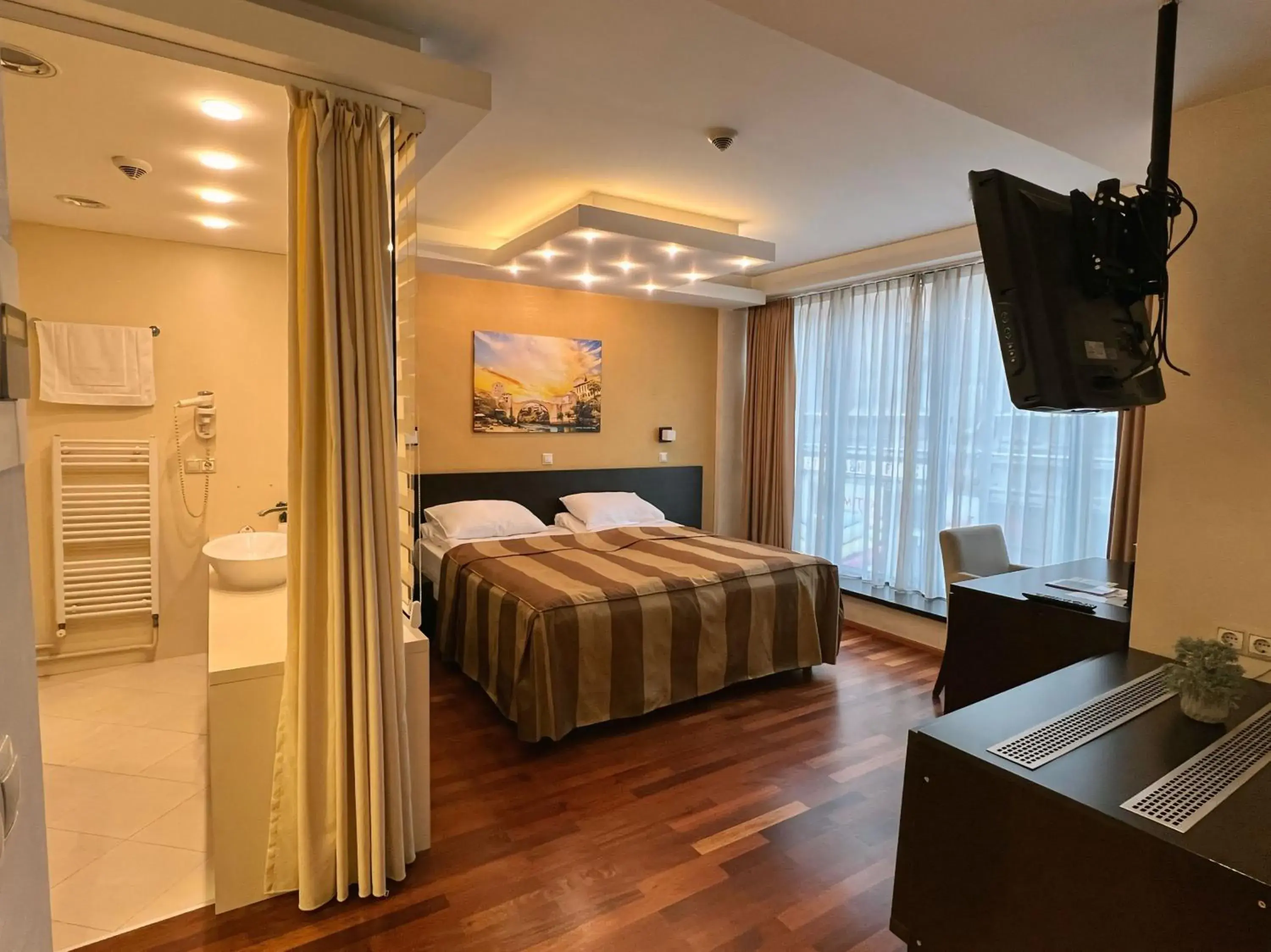 Junior Suite (4 Adults) in City Boutique Hotel Junior Suite (4 Adults) in City Boutique Hotel