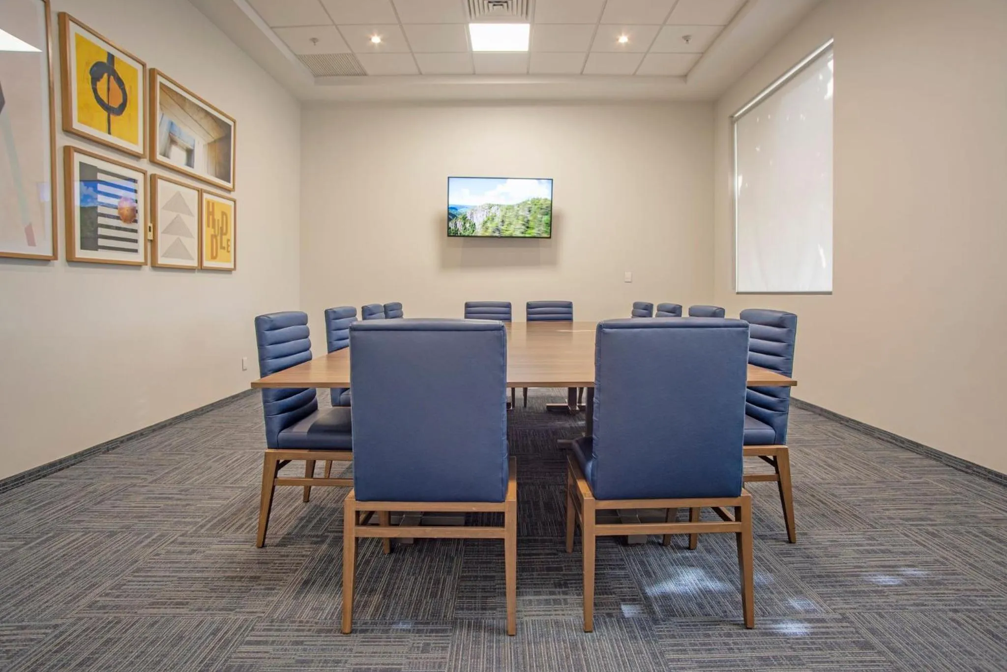 Meeting/conference room in Holiday Inn Express Guadalajara Iteso by IHG