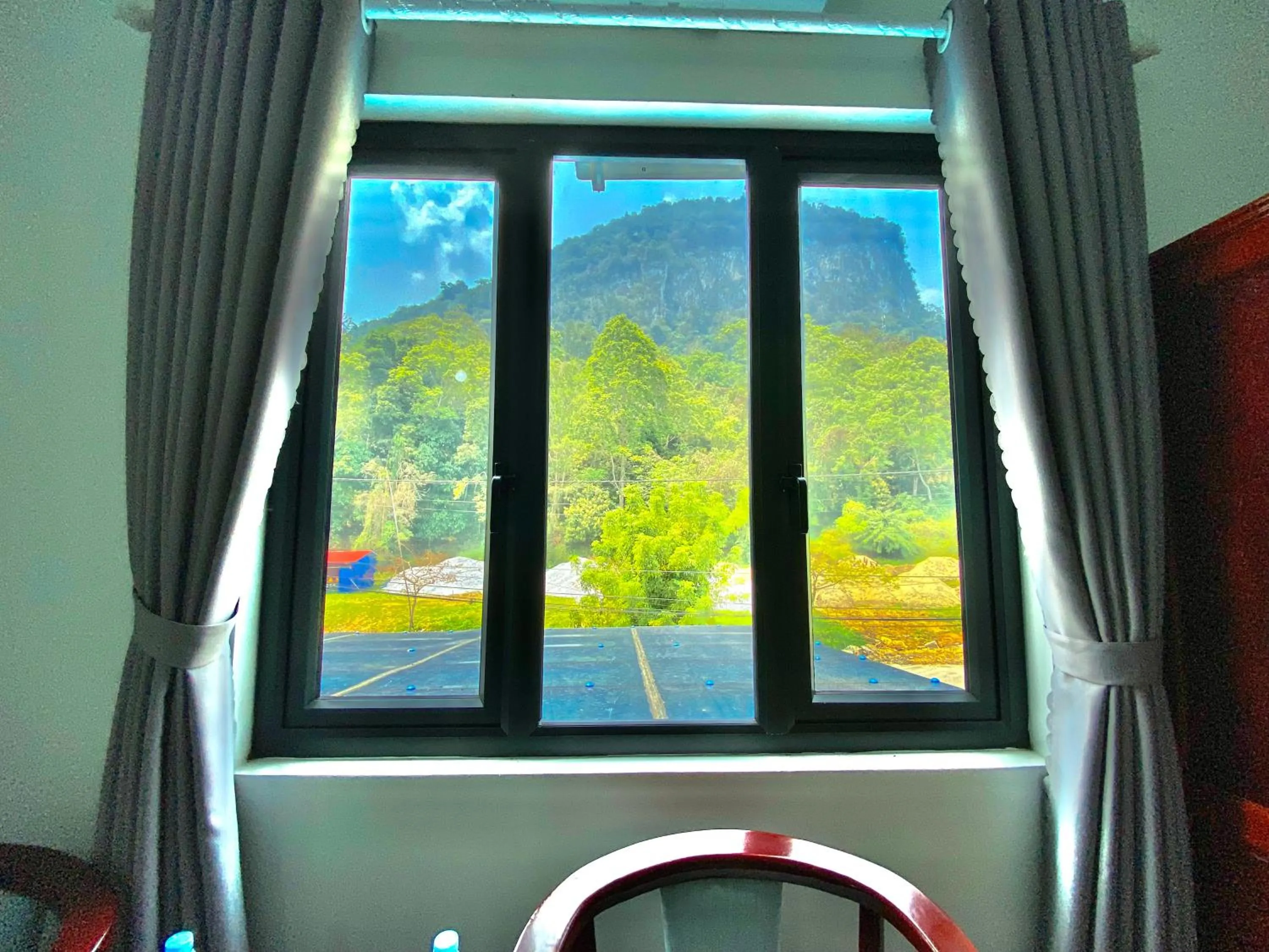 Mountain view in An Thảo Ba Bể Hotel