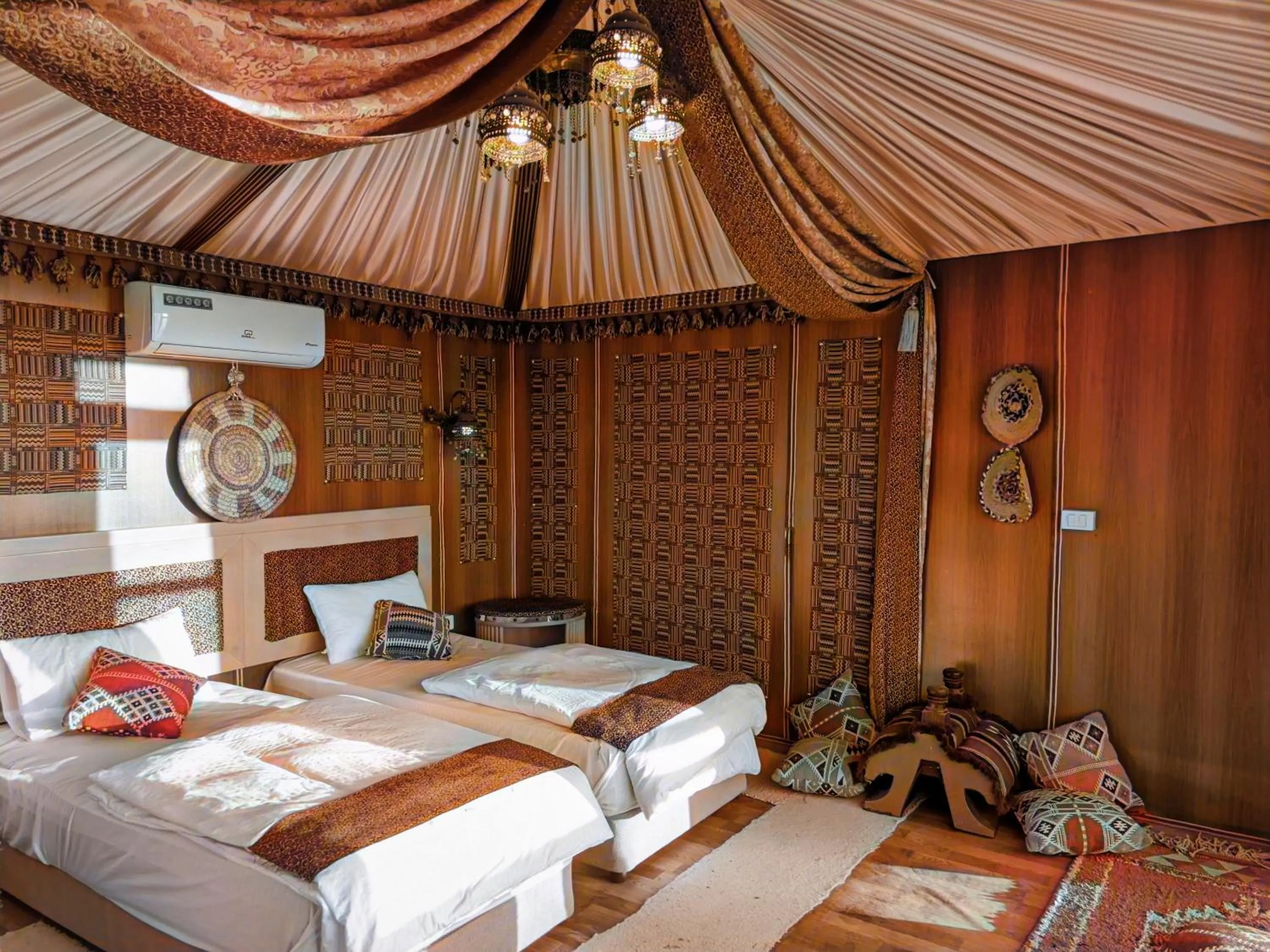 Bed in Wadi Rum Majestic Camp