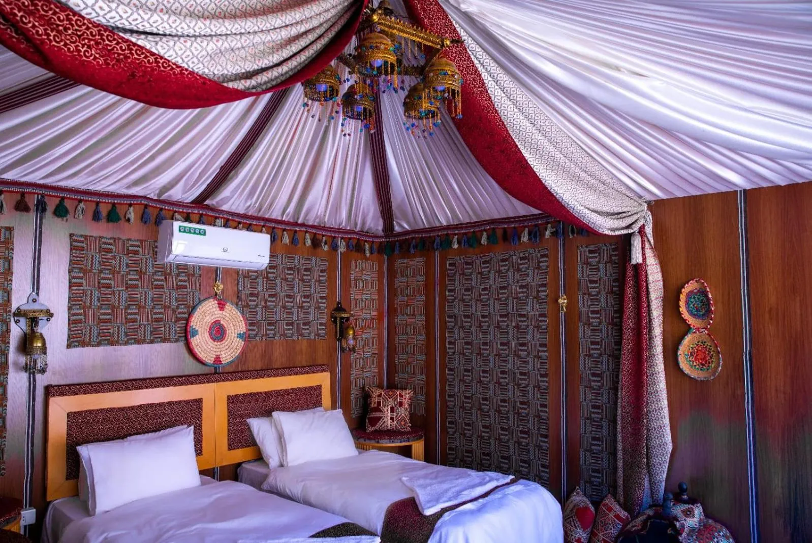 Bed in Wadi Rum Majestic Camp