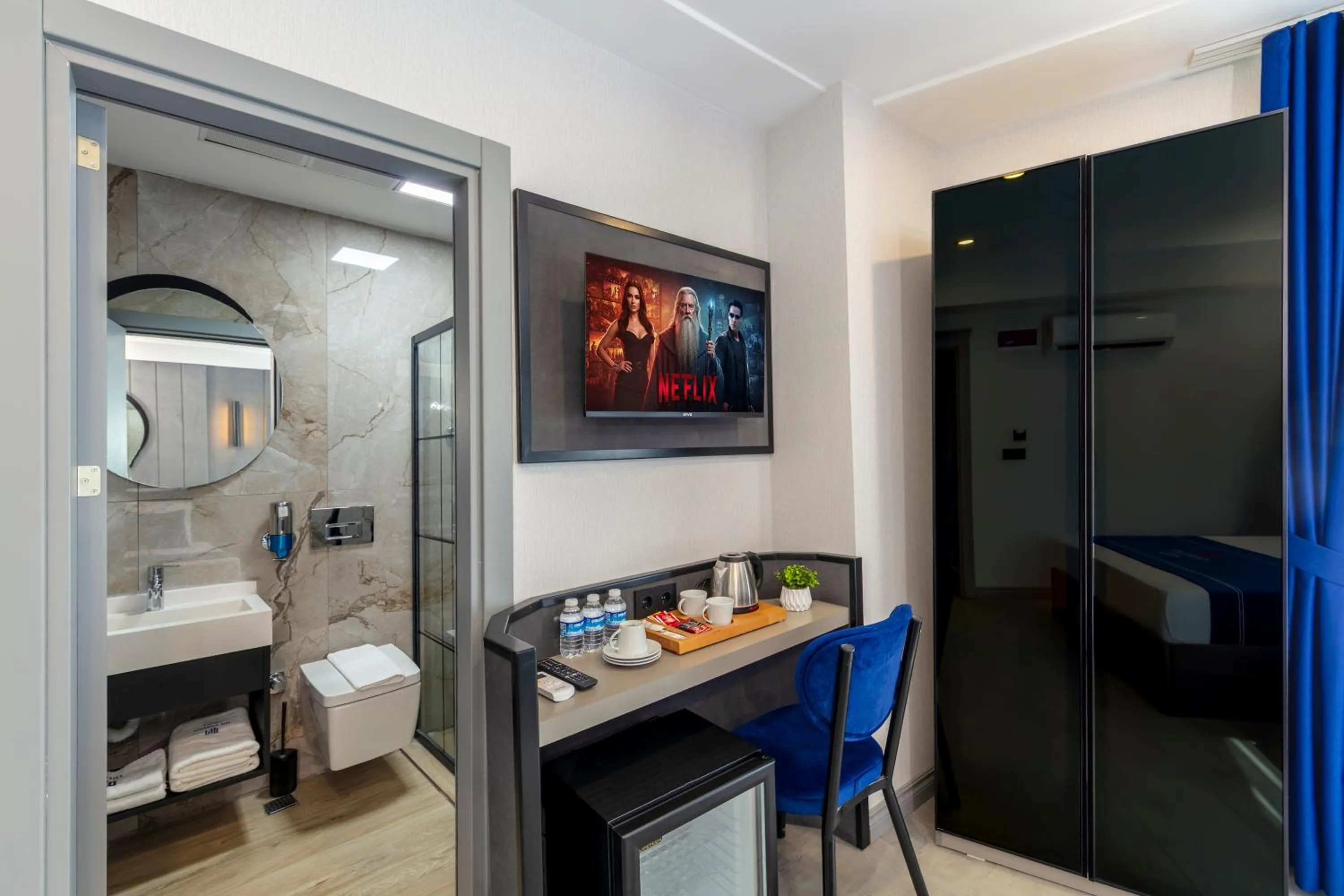 Bathroom, Bed in The Private Airport Hotel