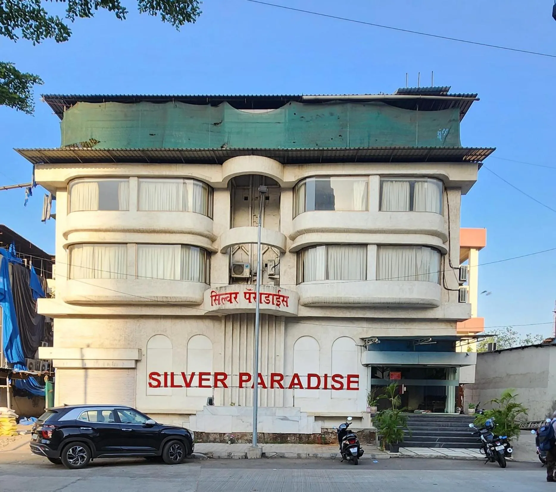 Property building in Hotel Silver Paradise