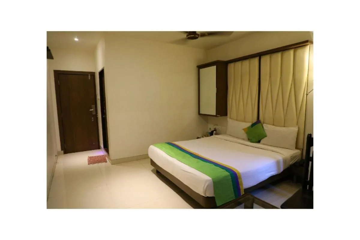 Bed in Hotel Silver Paradise