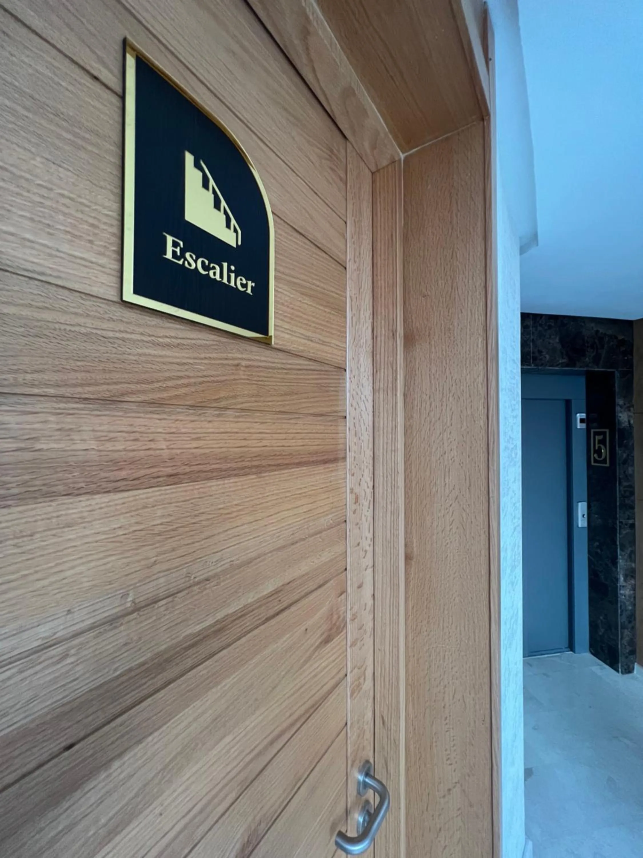 Floor plan in ZEN Suites Hotel Massira