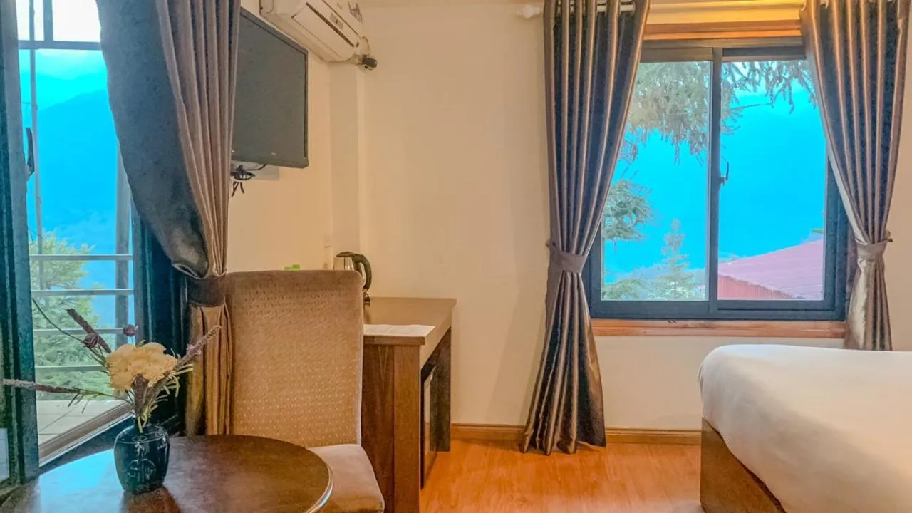 Bed in Tiger Sapa hotel