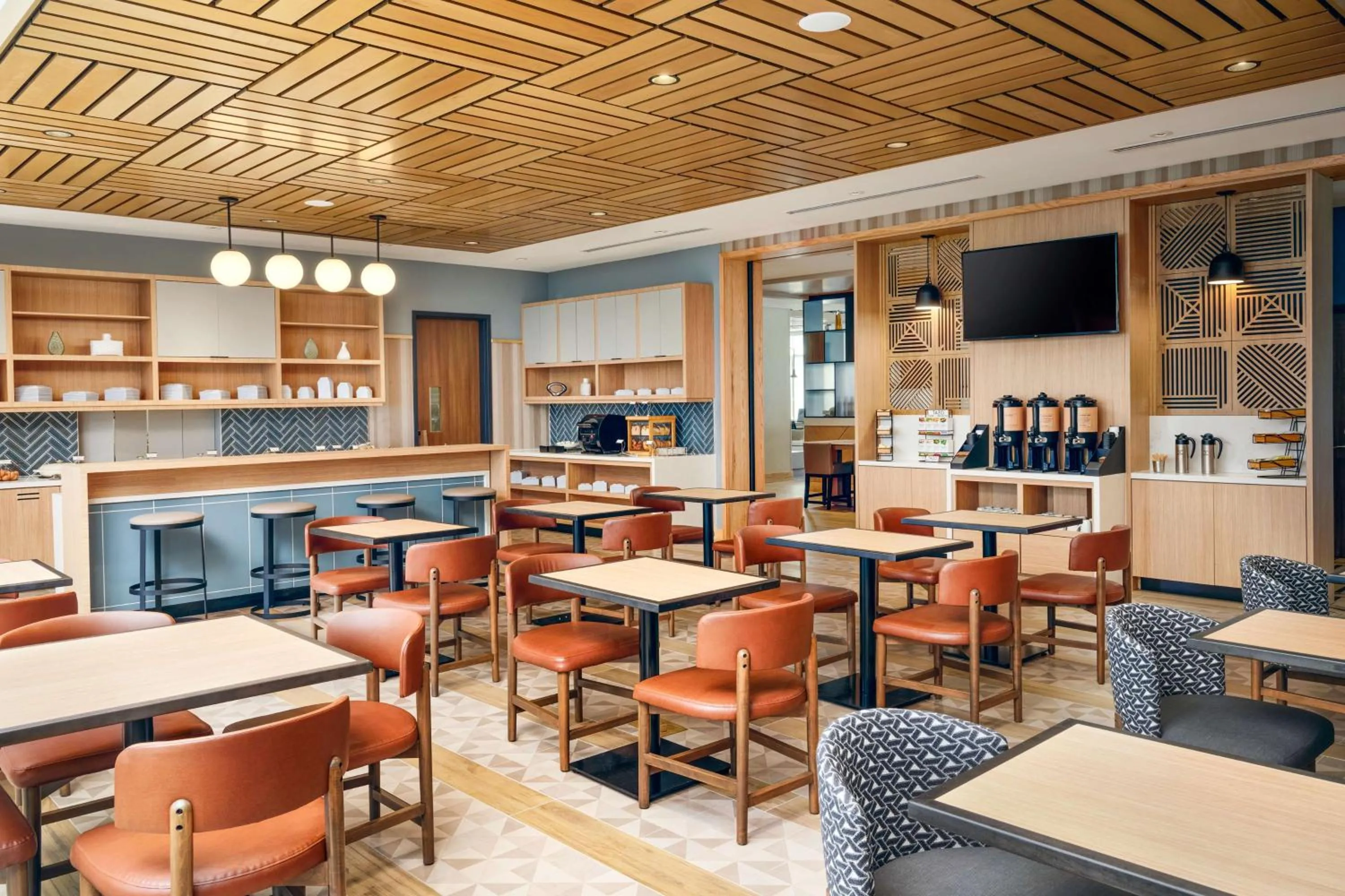 Restaurant/places to eat in Hyatt Place Melbourne Airport, Fl