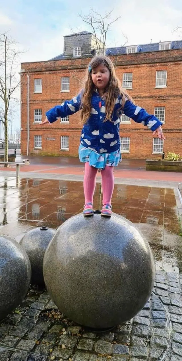 Property building in Beautiful Marina Apartment with private garden, flexible bedrooms with zip & link beds