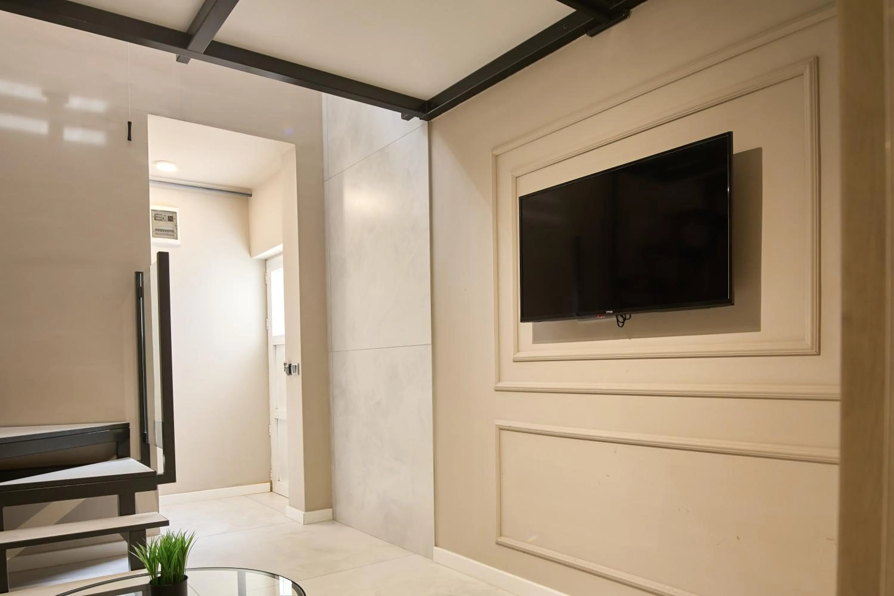 TV and multimedia in Garni Boutique Hotel Arta