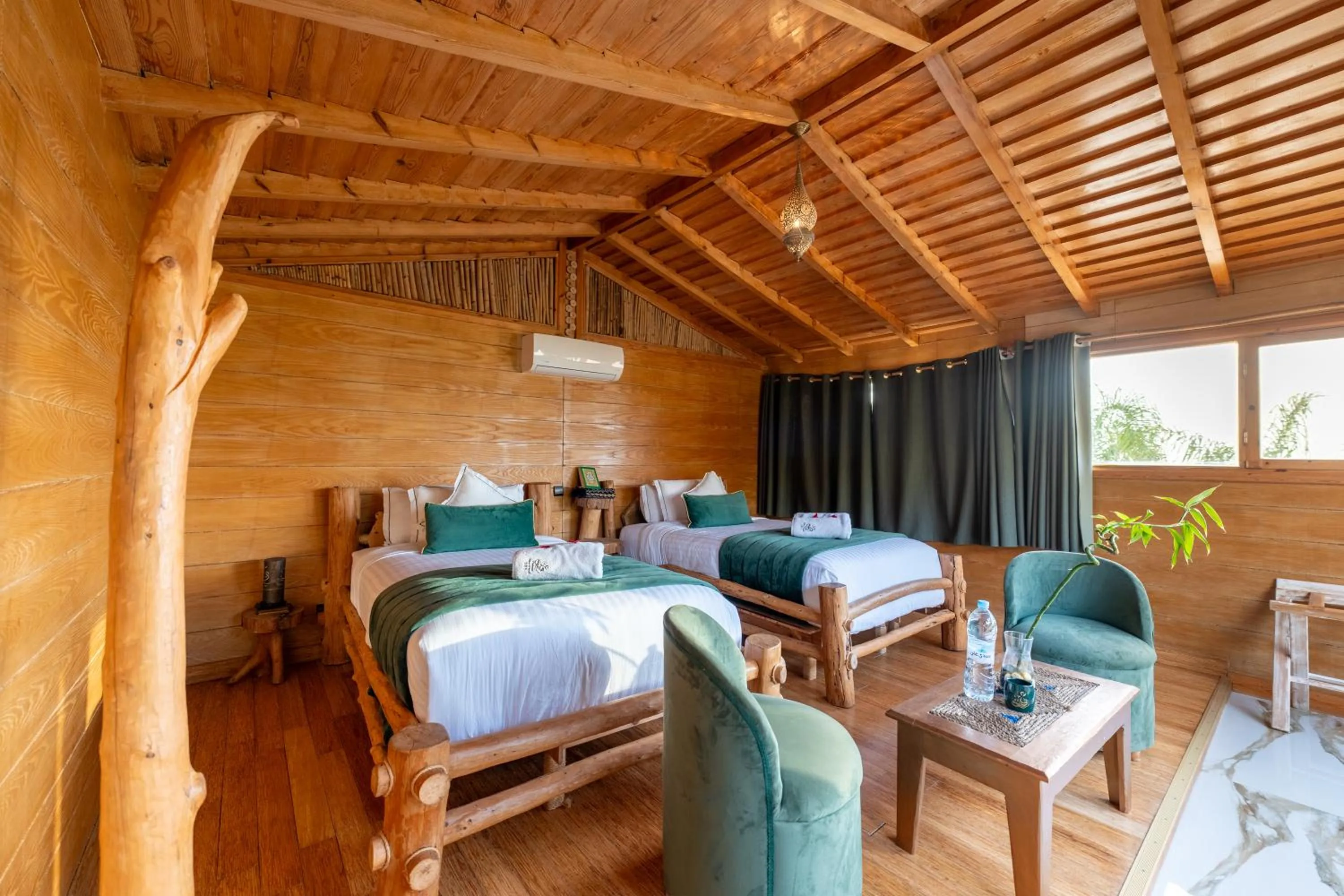 Bedroom, Bed in Chateau Eden El Rouh & Spa