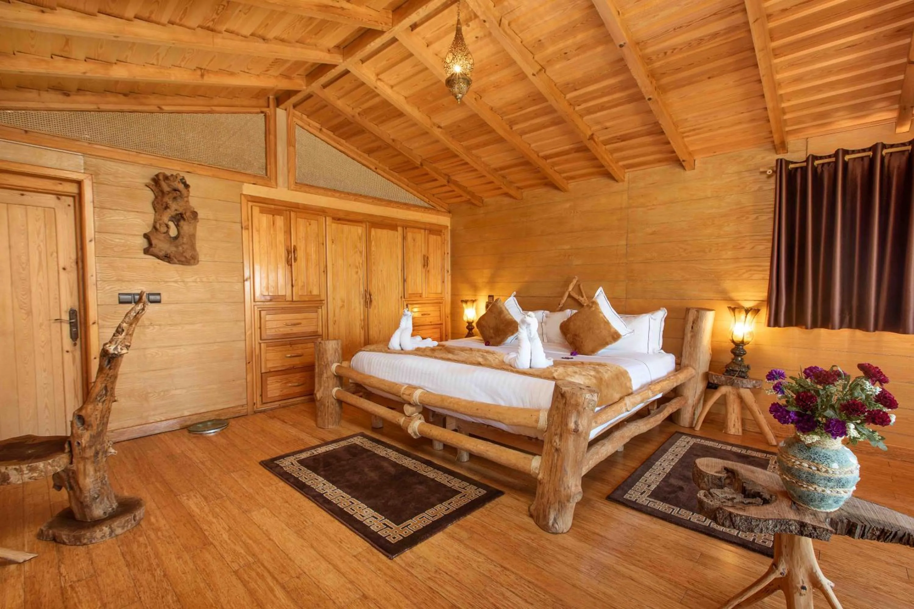 Photo of the whole room, Bed in Chateau Eden El Rouh & Spa