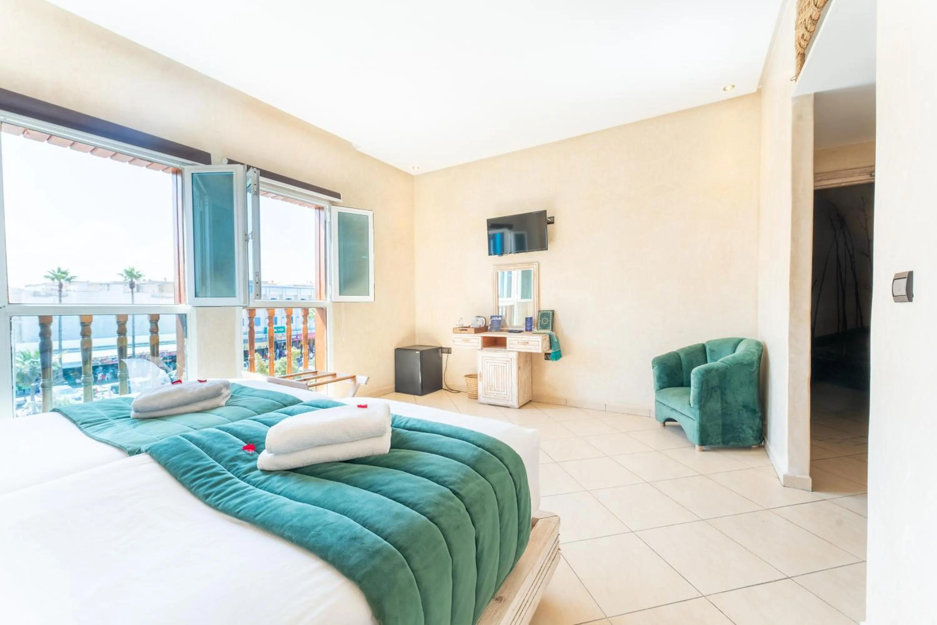 Bedroom, Bed in Chateau Eden El Rouh & Spa