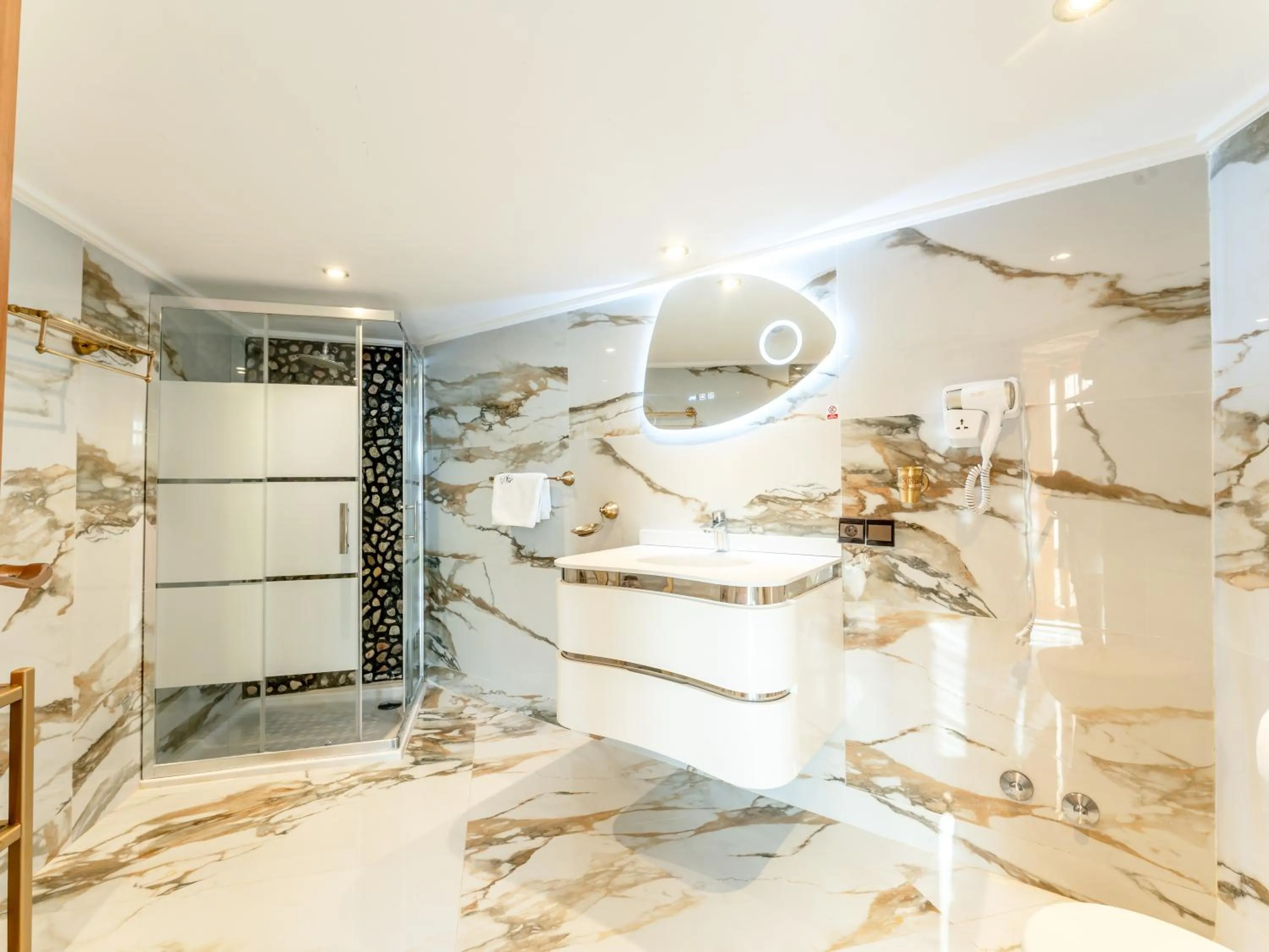 Bathroom in Chateau Eden El Rouh & Spa