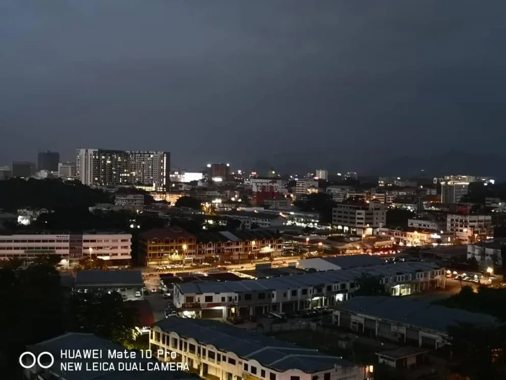 Night in kakao homestay ipoh town 2parking 3room 10pax wifi